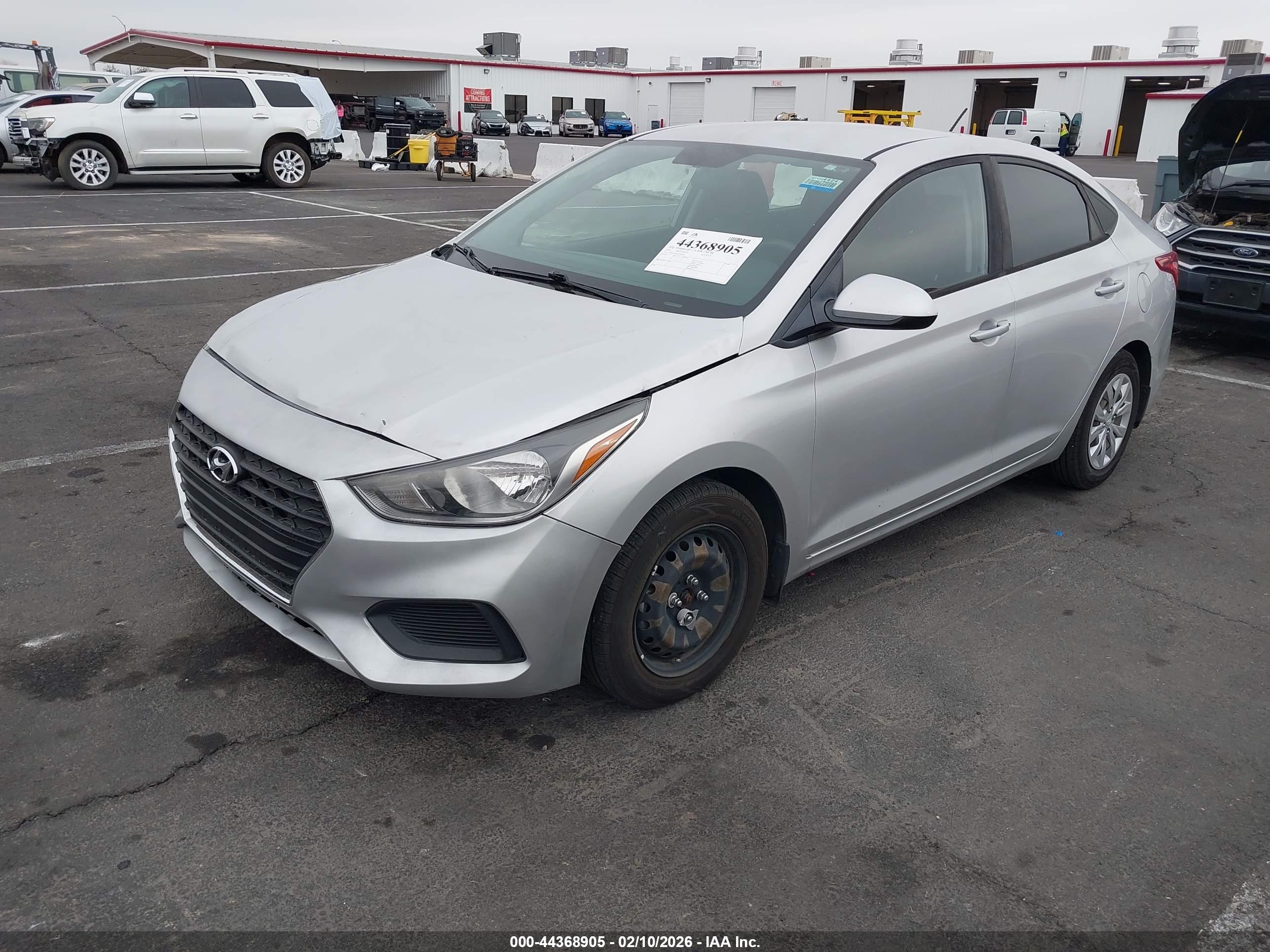 HYUNDAI ACCENT image 2