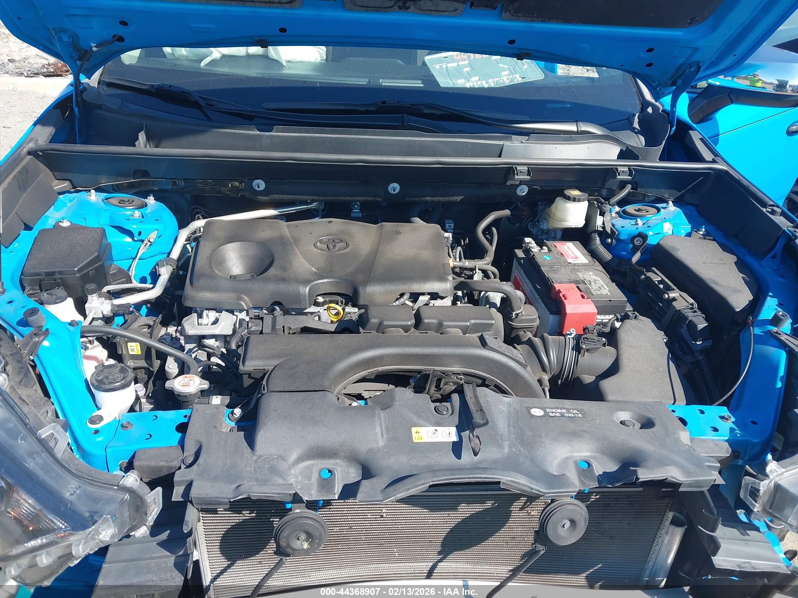 TOYOTA RAV4 image 10