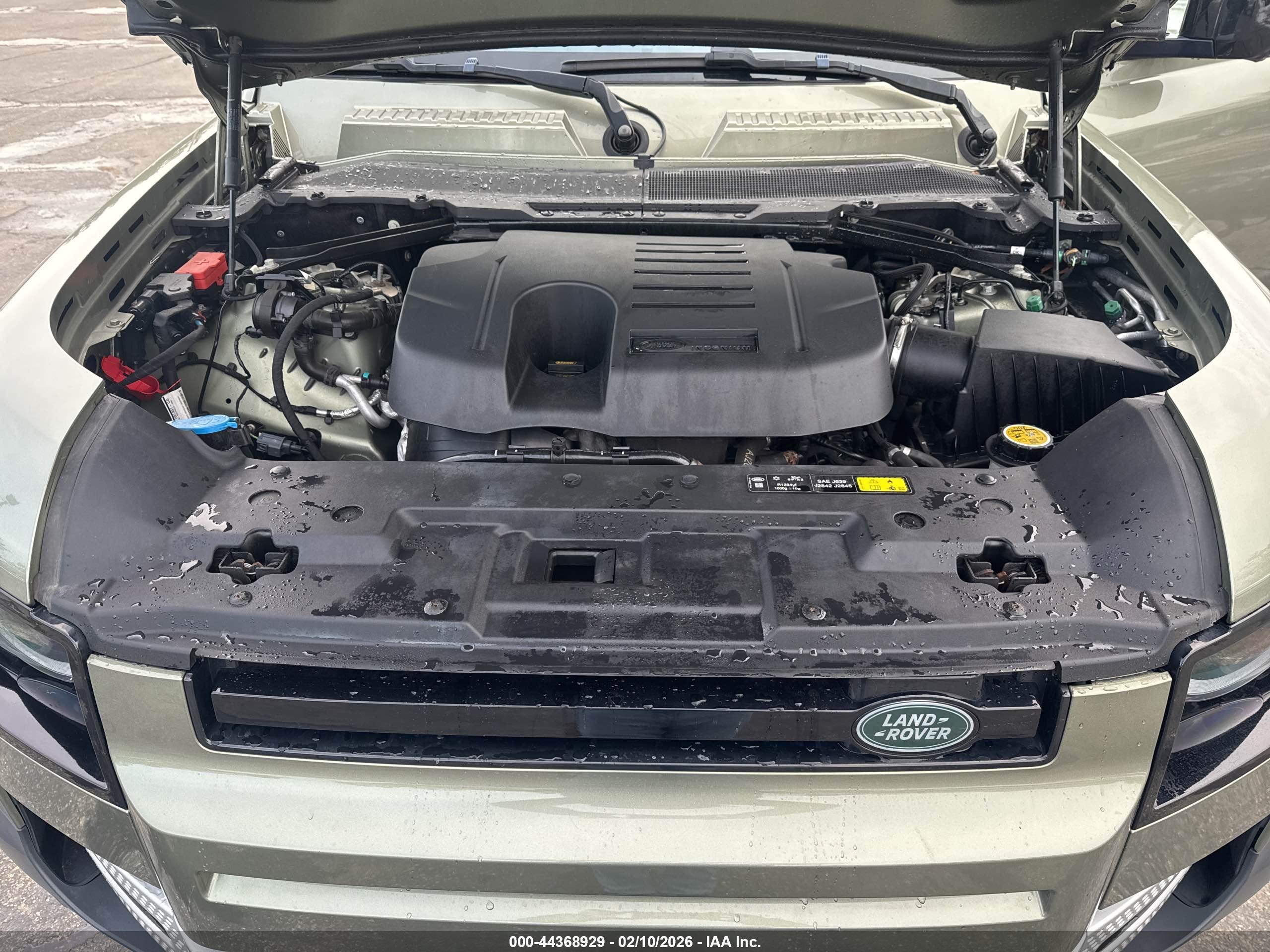 LAND ROVER image 10