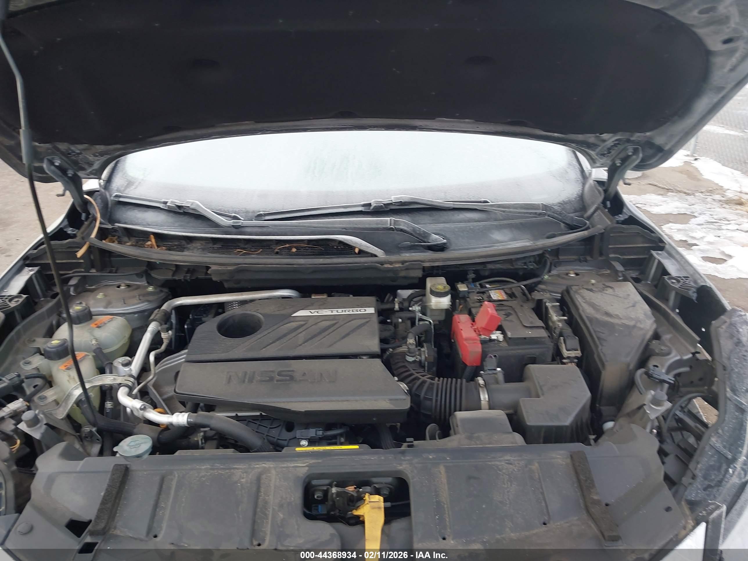 NISSAN ROGUE image 10