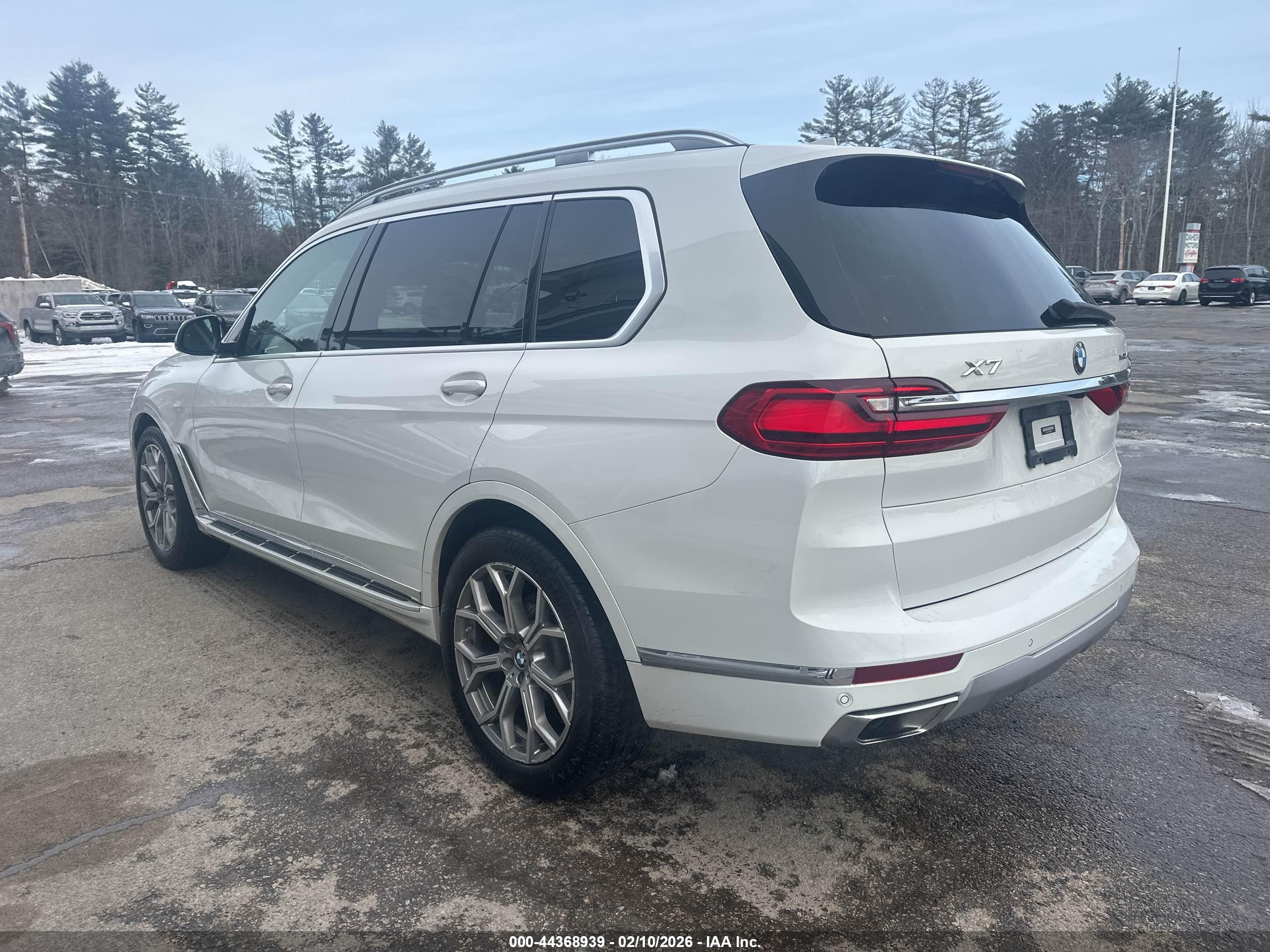 BMW X7 image 3