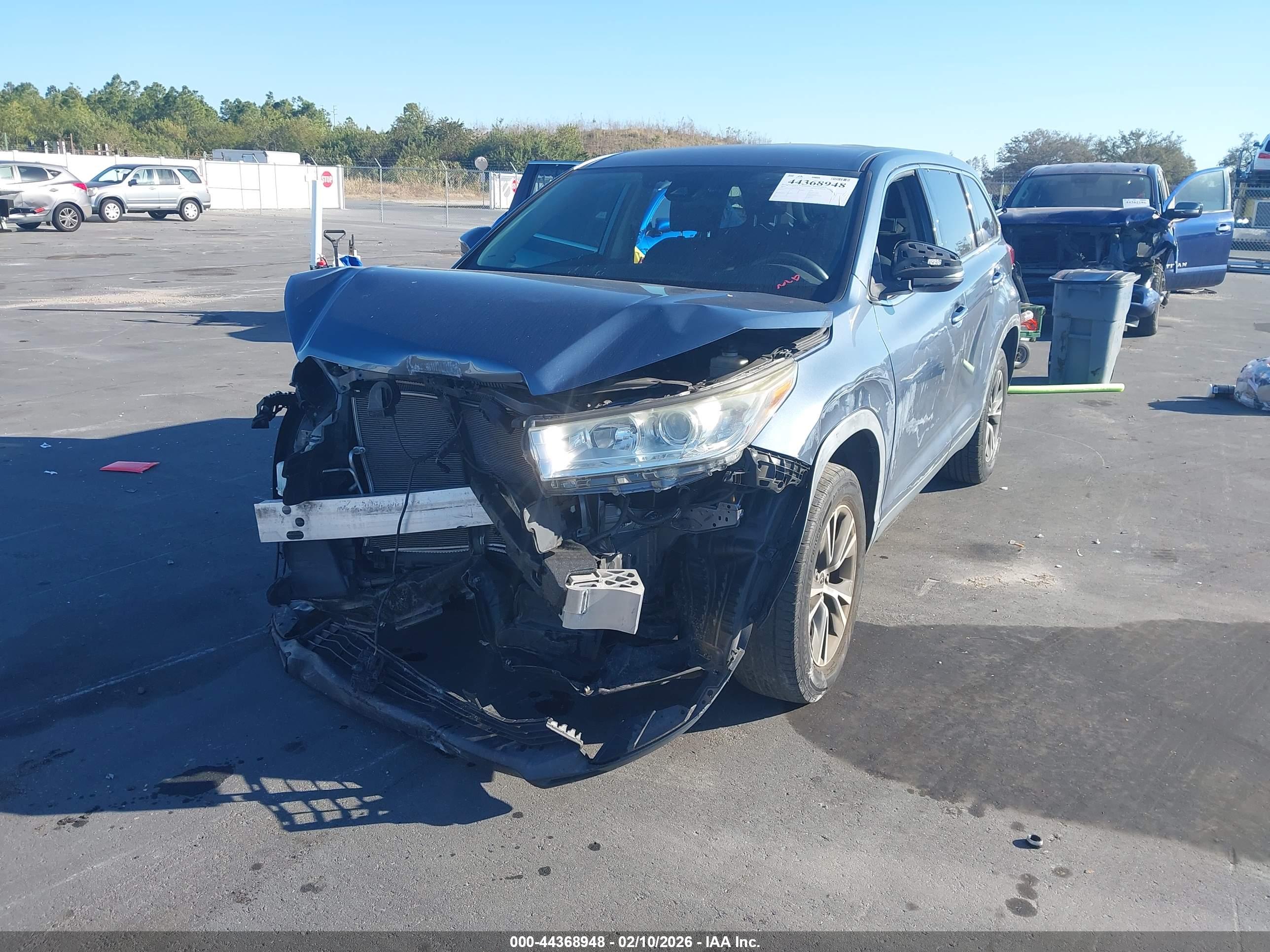 TOYOTA HIGHLANDER image 2