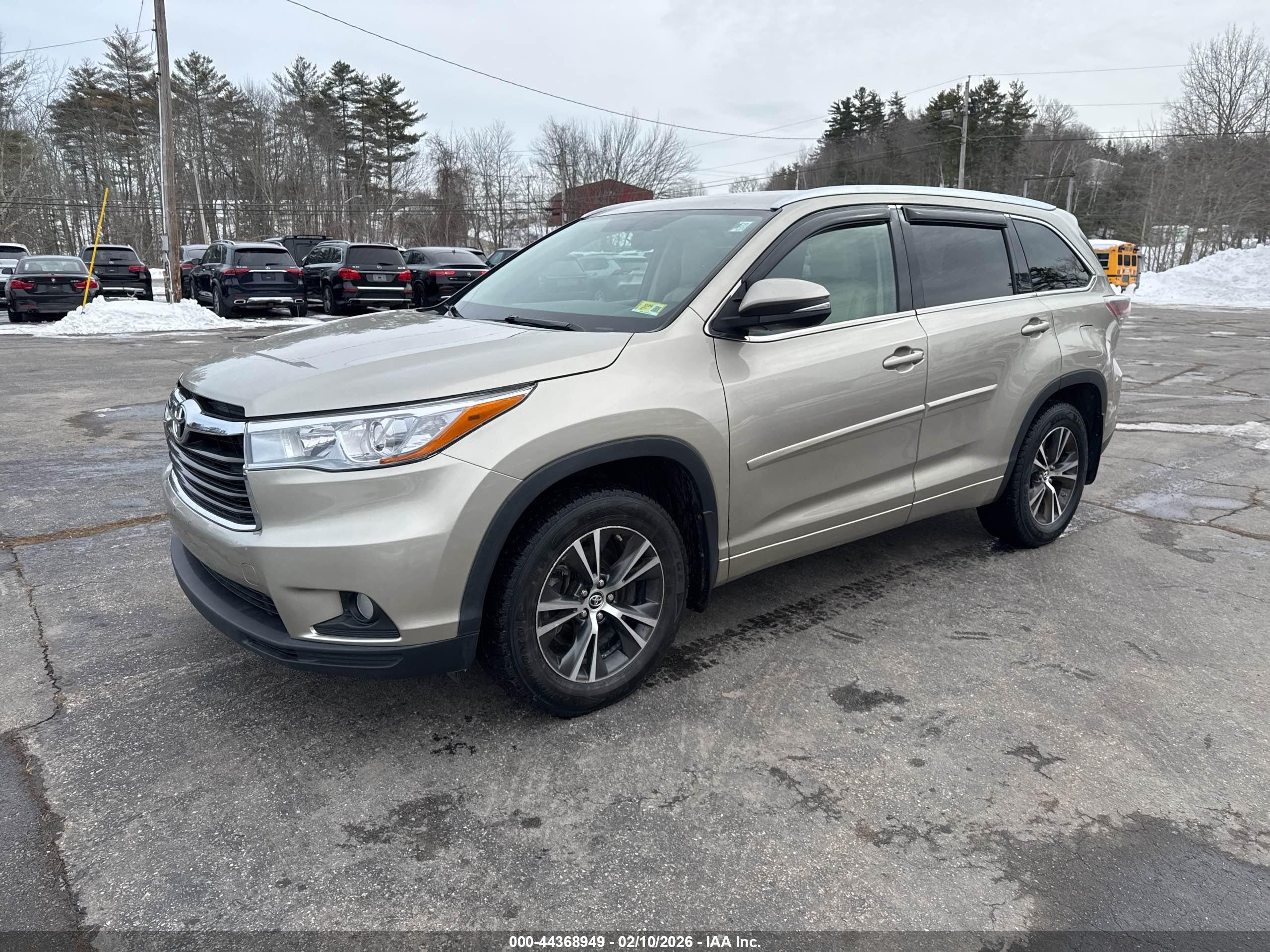 TOYOTA HIGHLANDER image 2