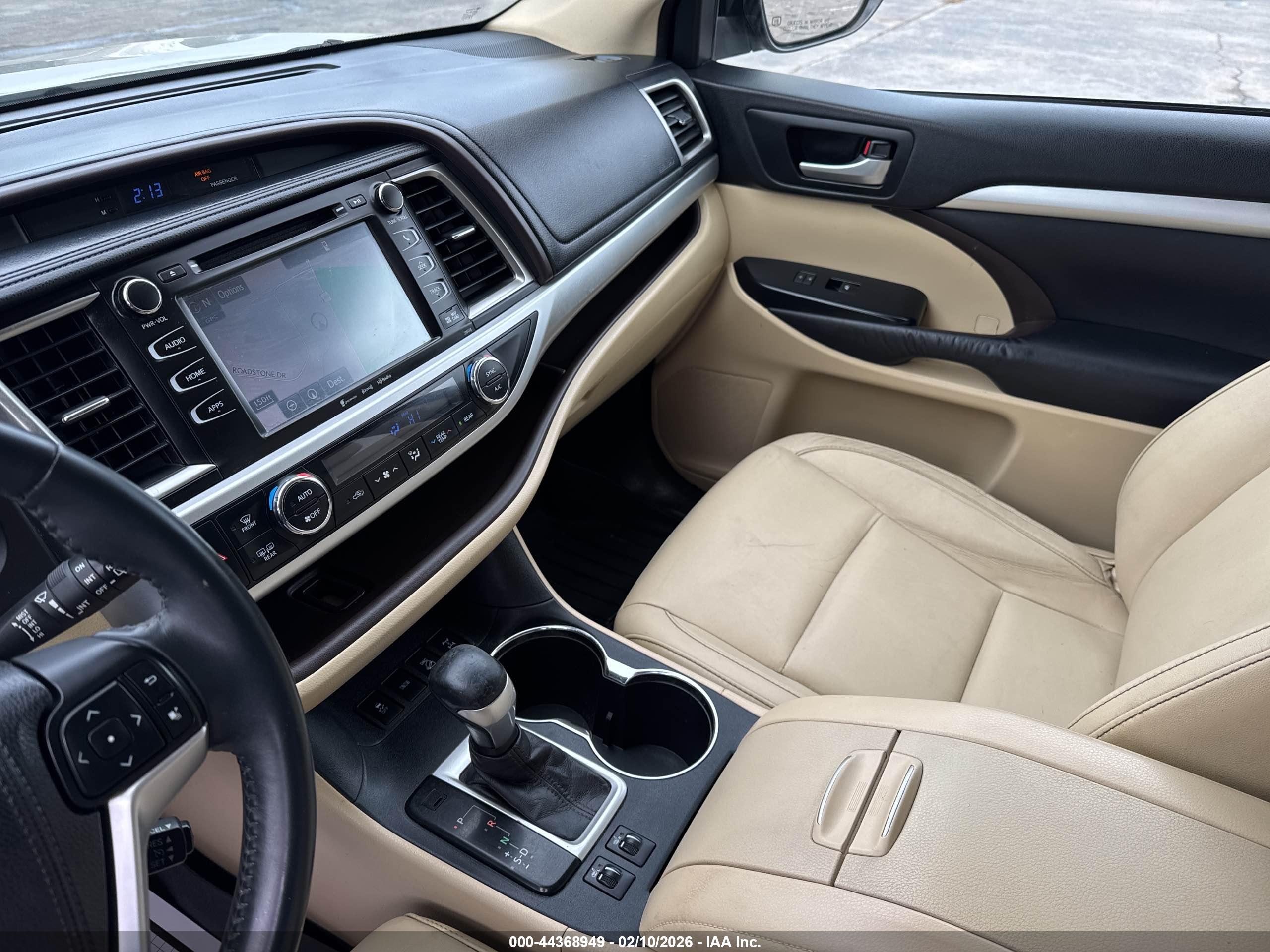 TOYOTA HIGHLANDER image 6