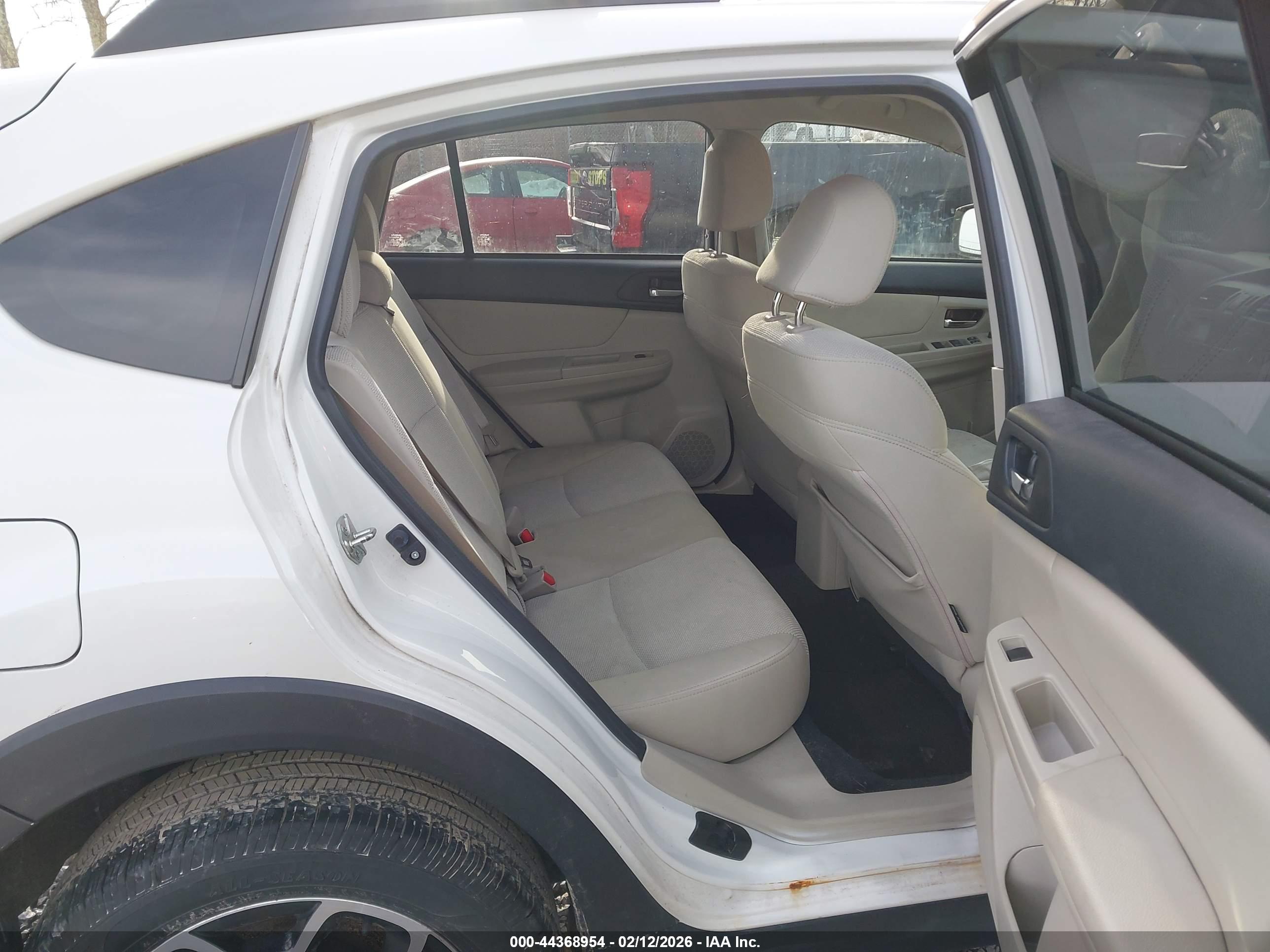 SUBARU XV image 8