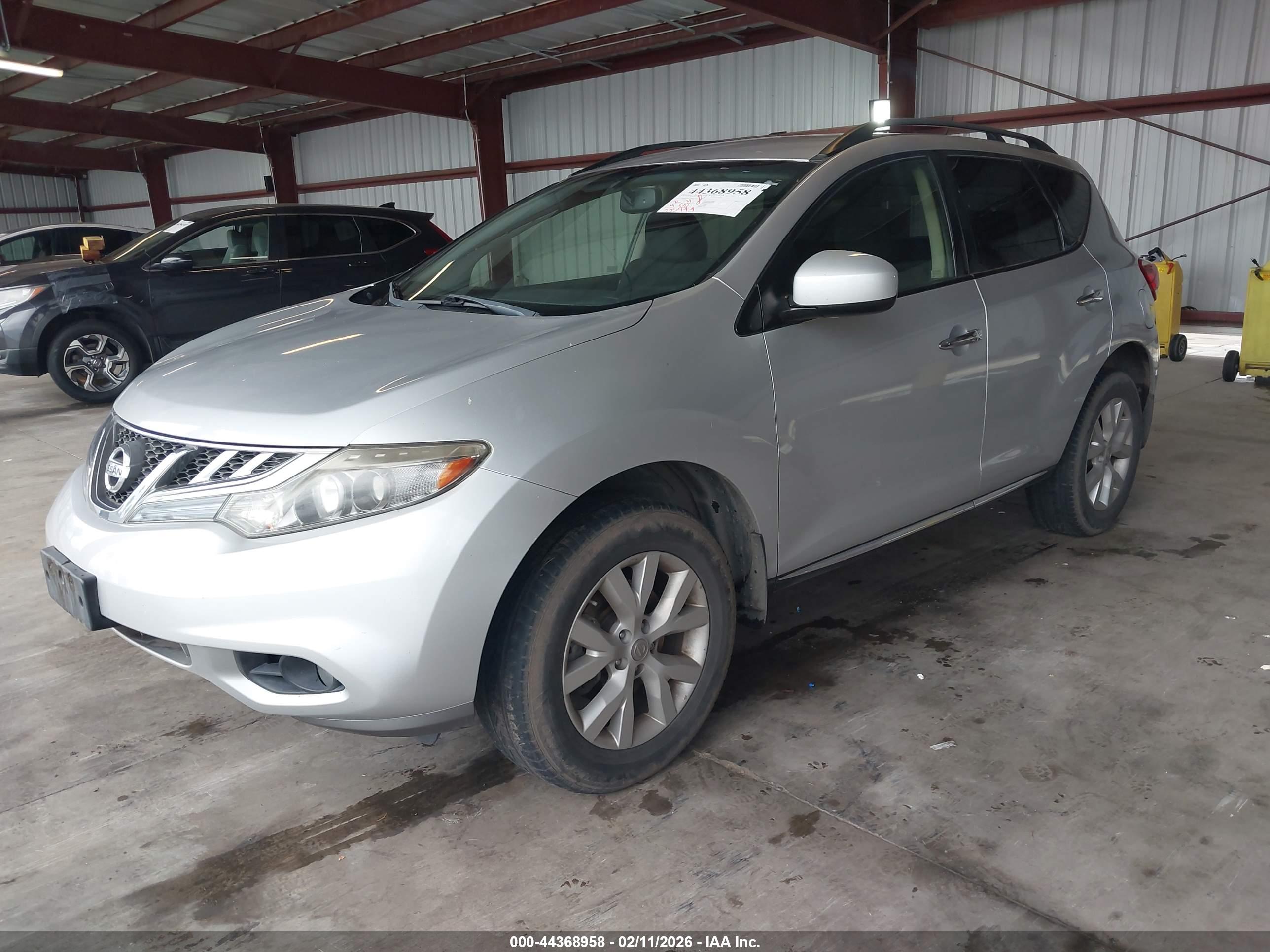 NISSAN MURANO image 2