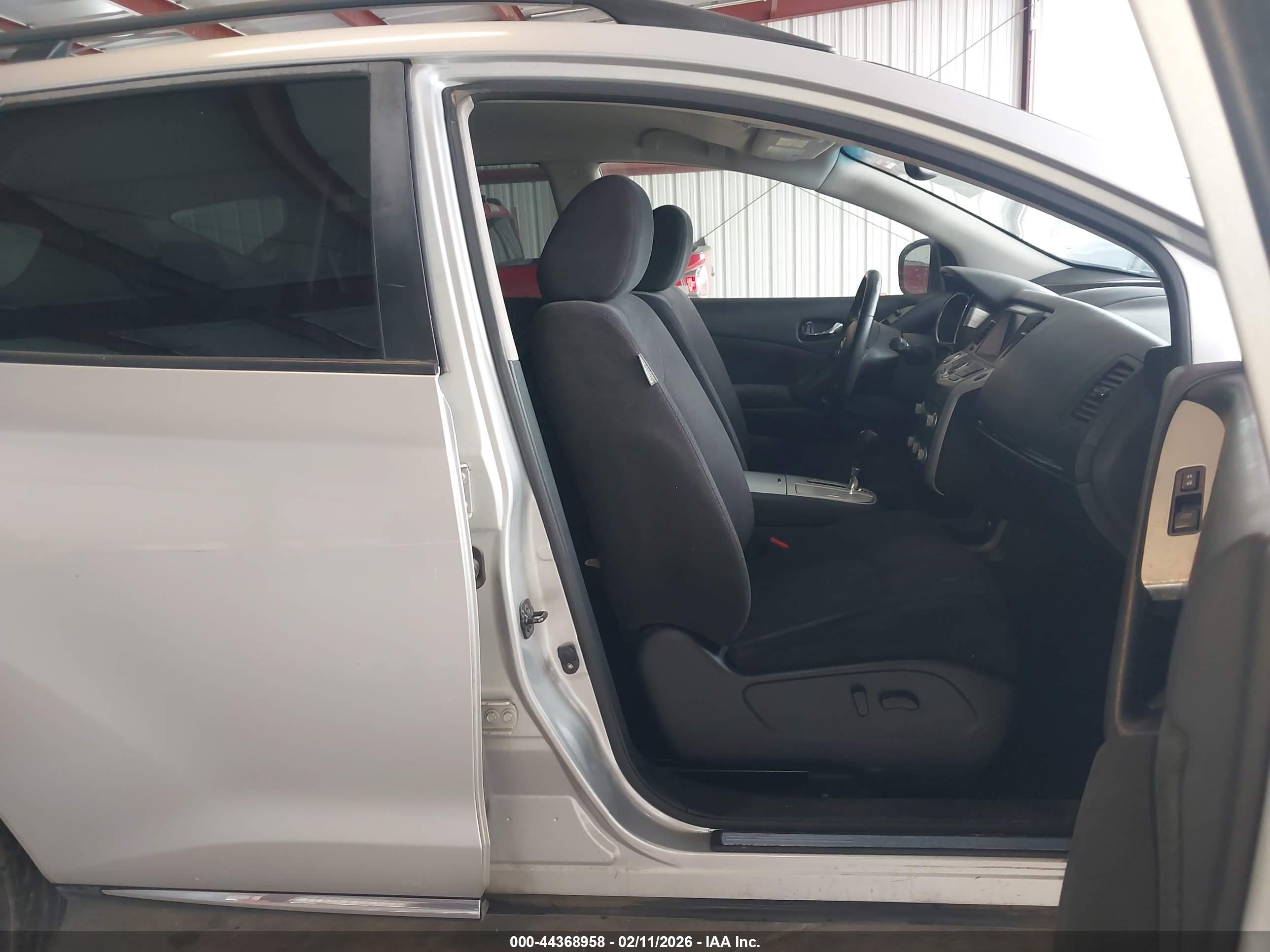 NISSAN MURANO image 5