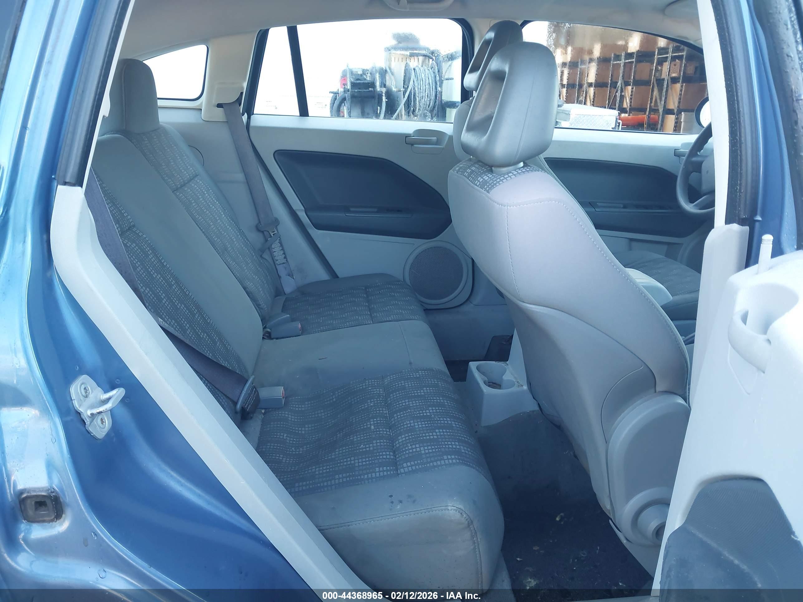 DODGE CALIBER image 8