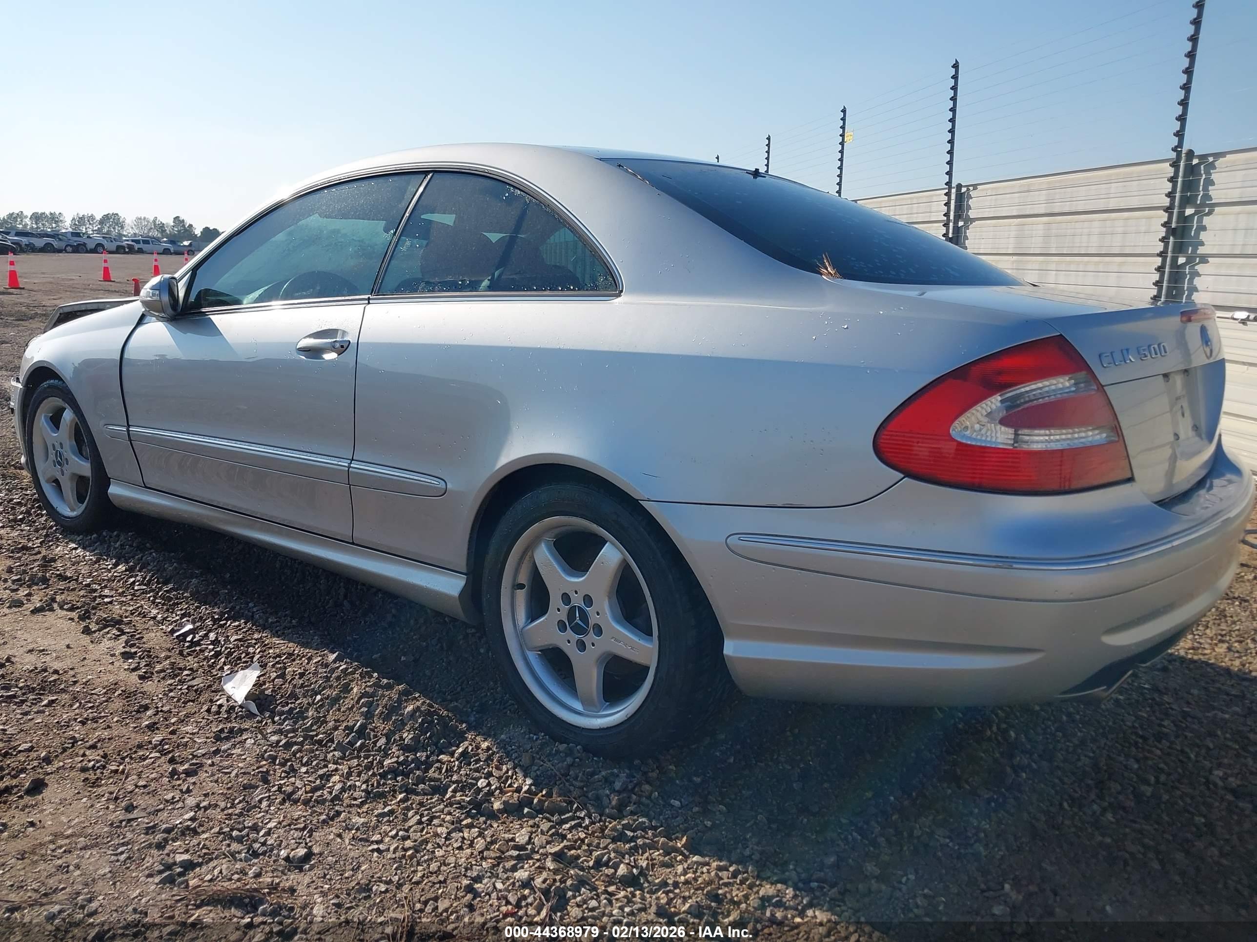 MERCEDES-BENZ CLK image 3