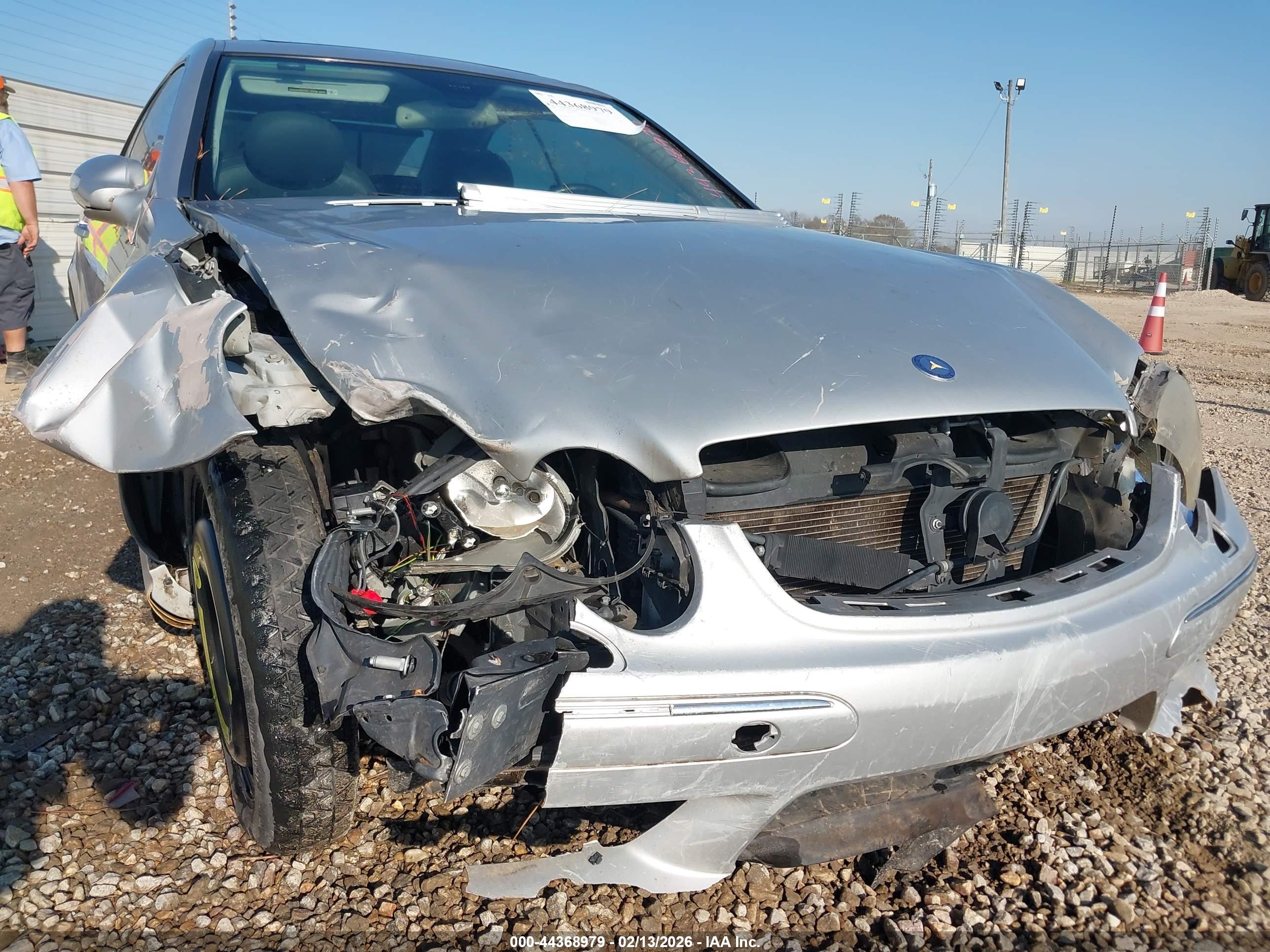 MERCEDES-BENZ CLK image 6
