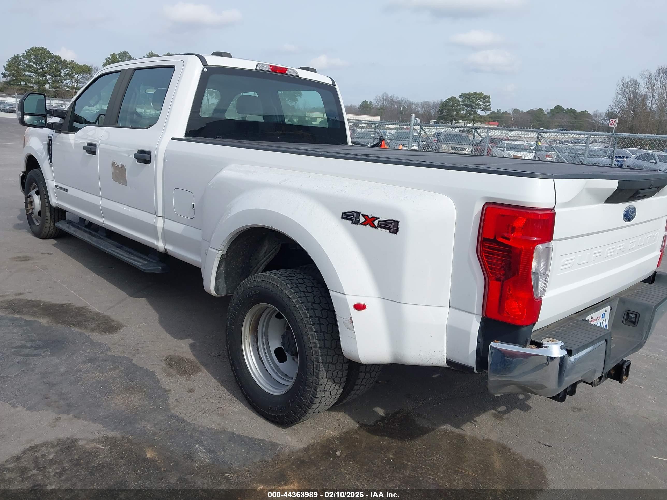FORD F-350 image 3