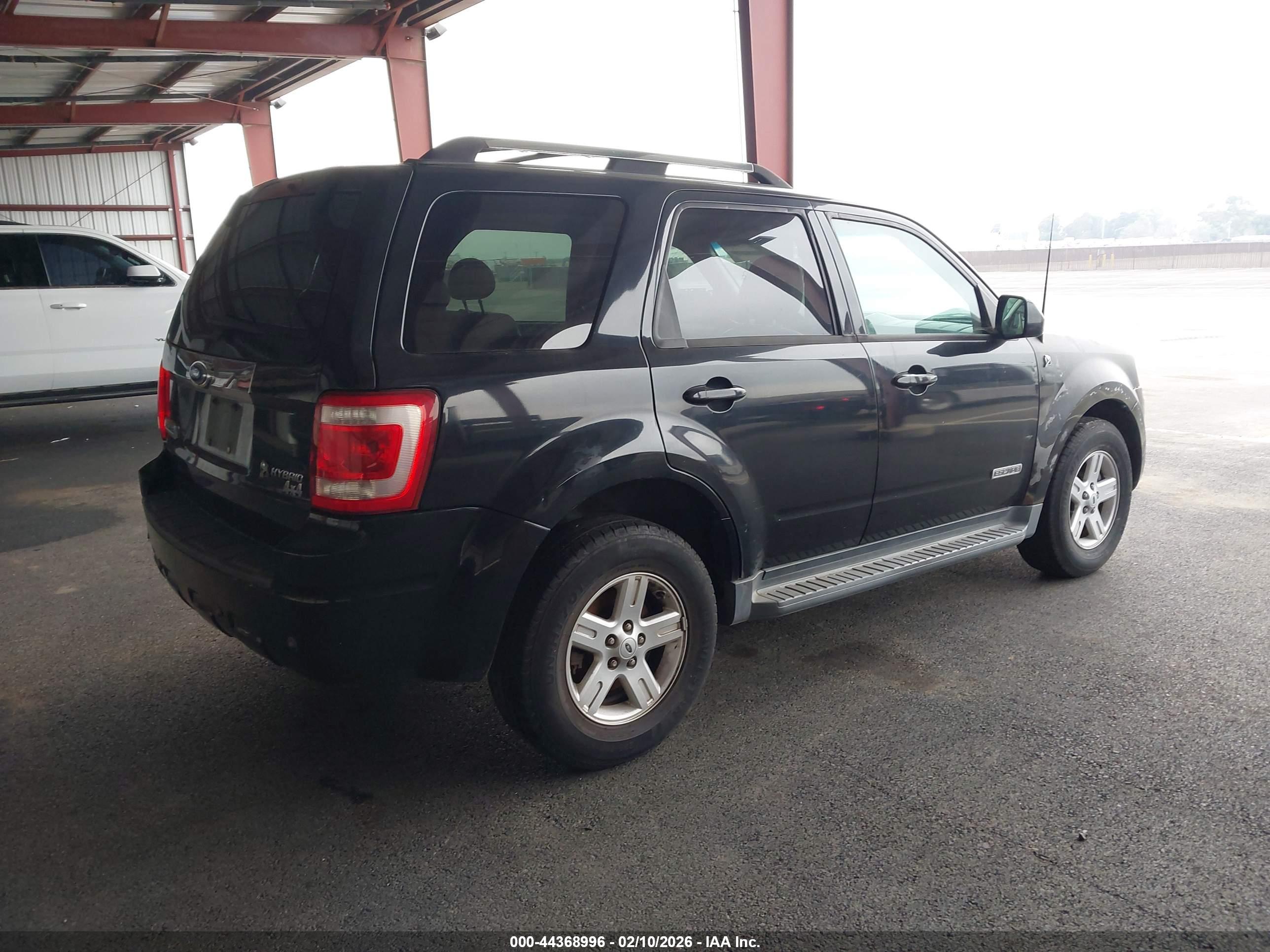 FORD ESCAPE image 4