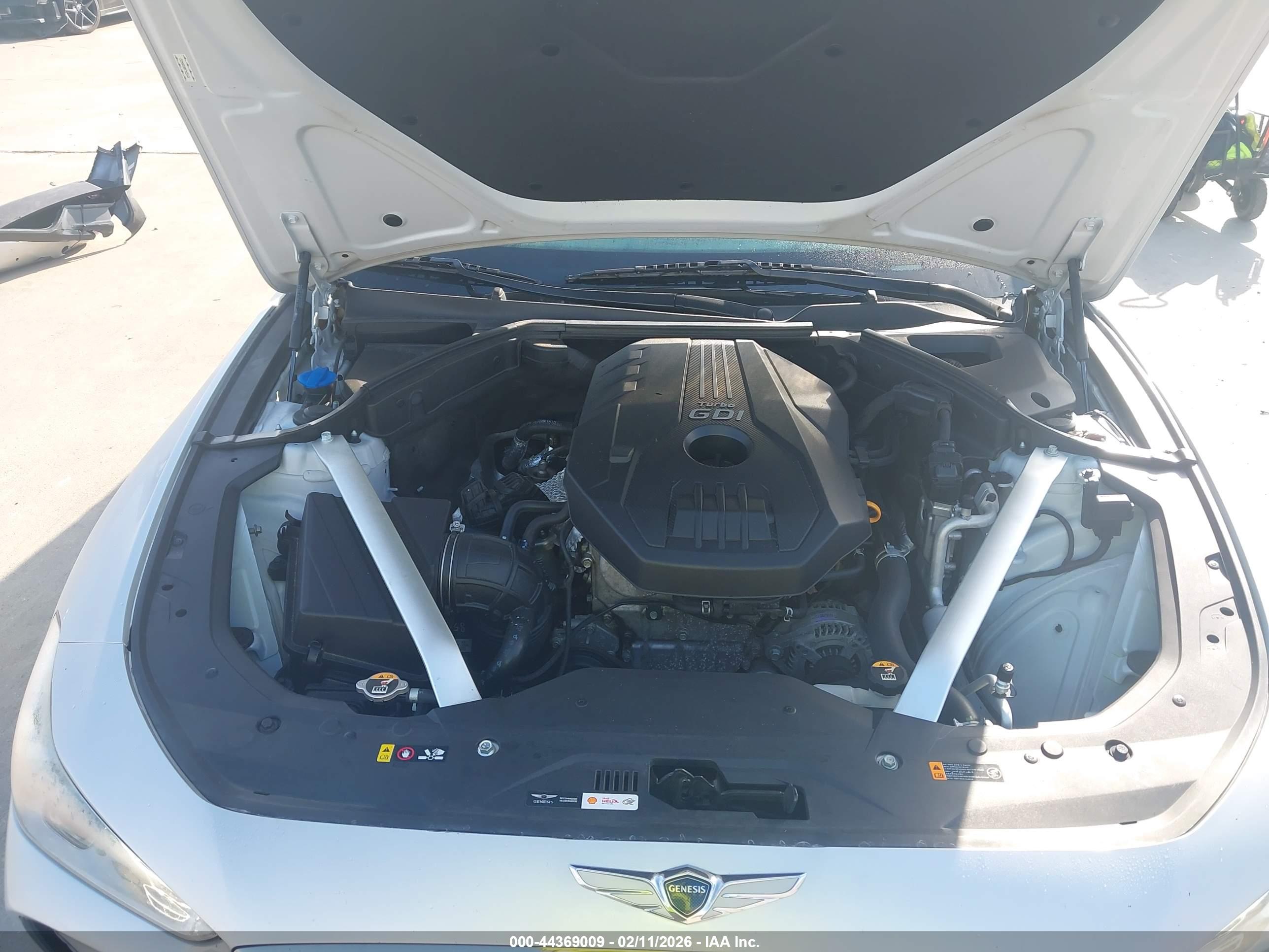 GENESIS G70 image 10