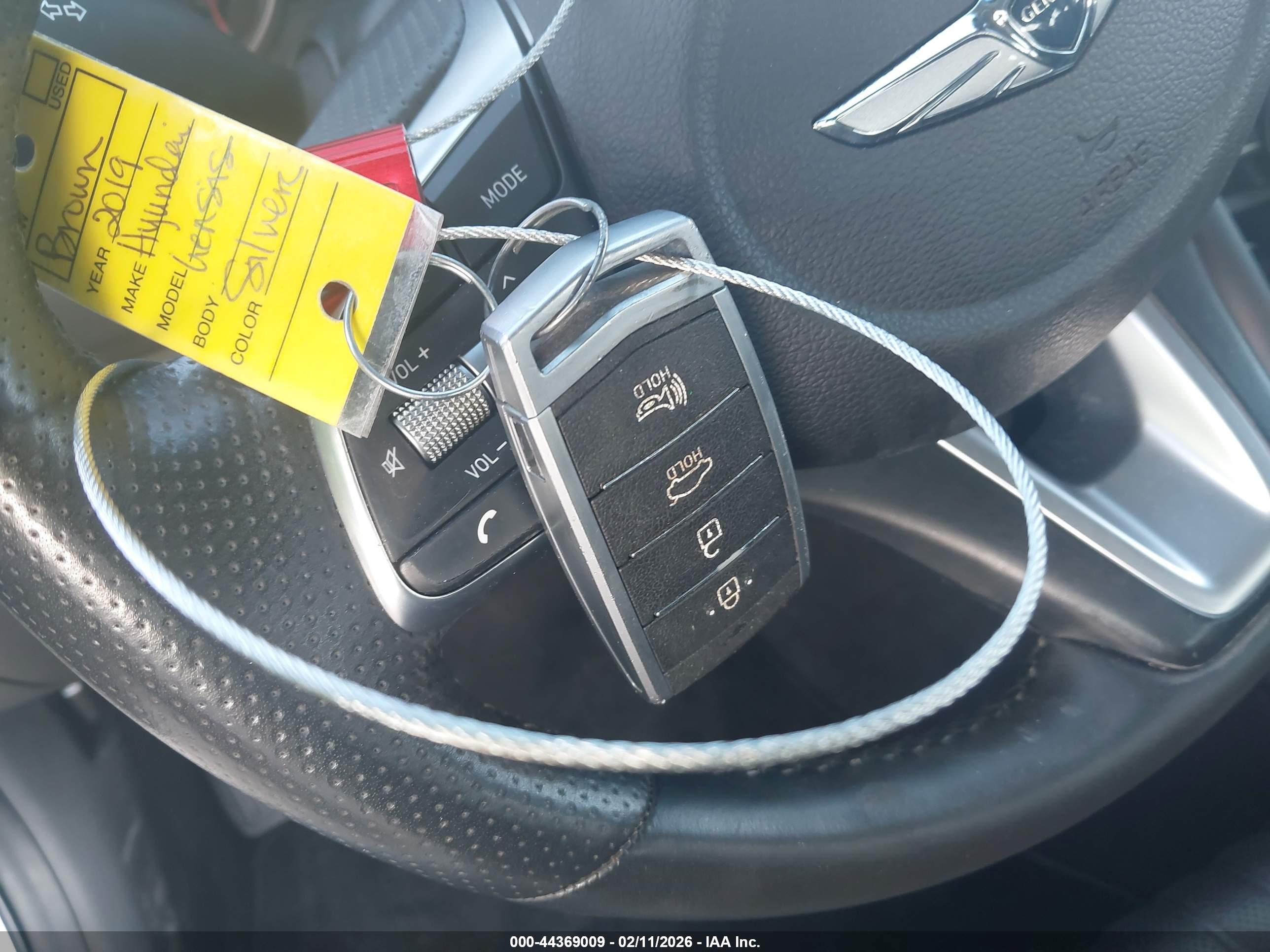 GENESIS G70 image 11