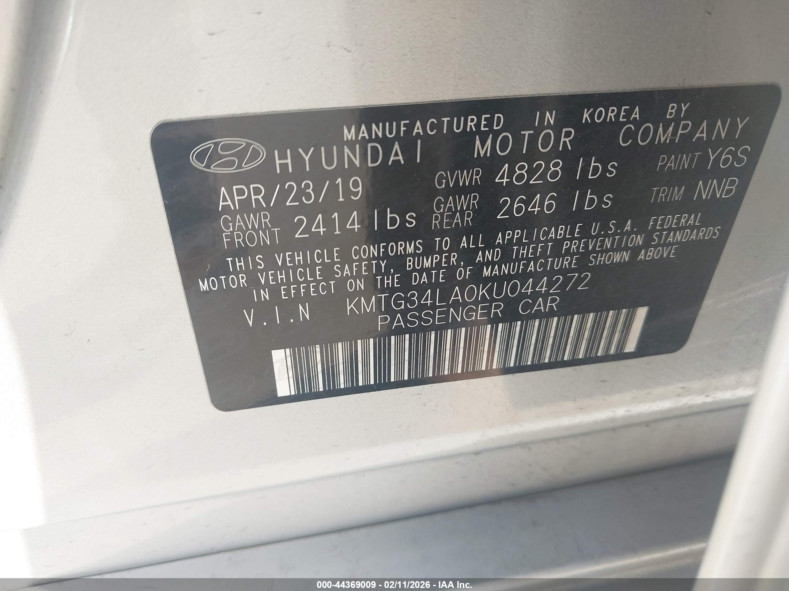 GENESIS G70 image 9
