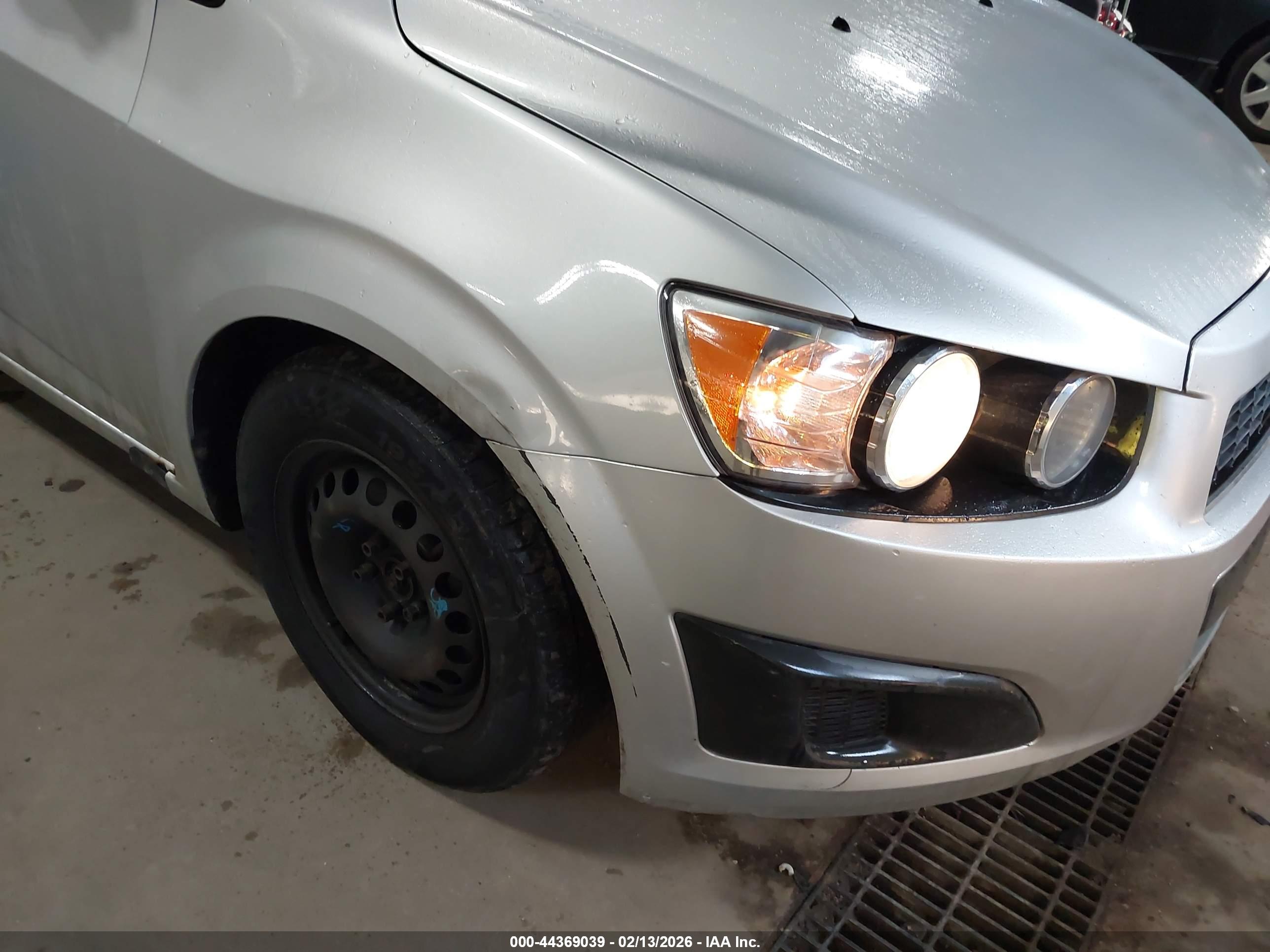 CHEVROLET SONIC image 6