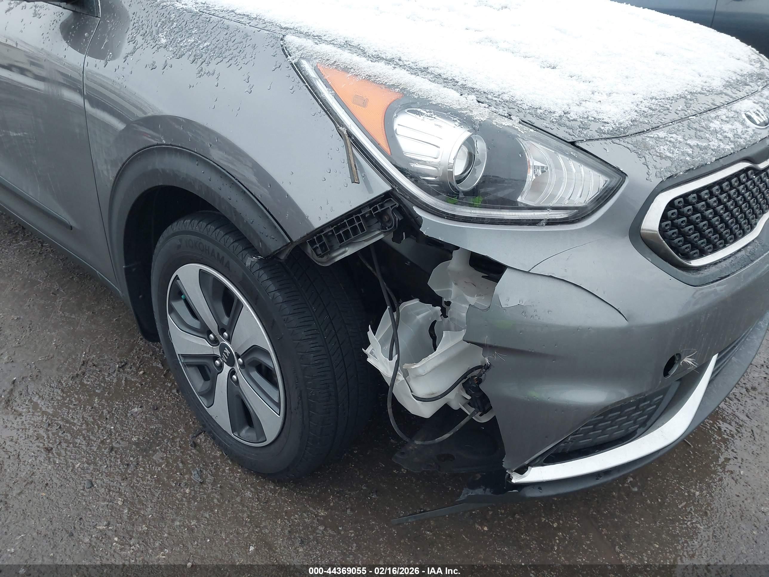 KIA NIRO image 6