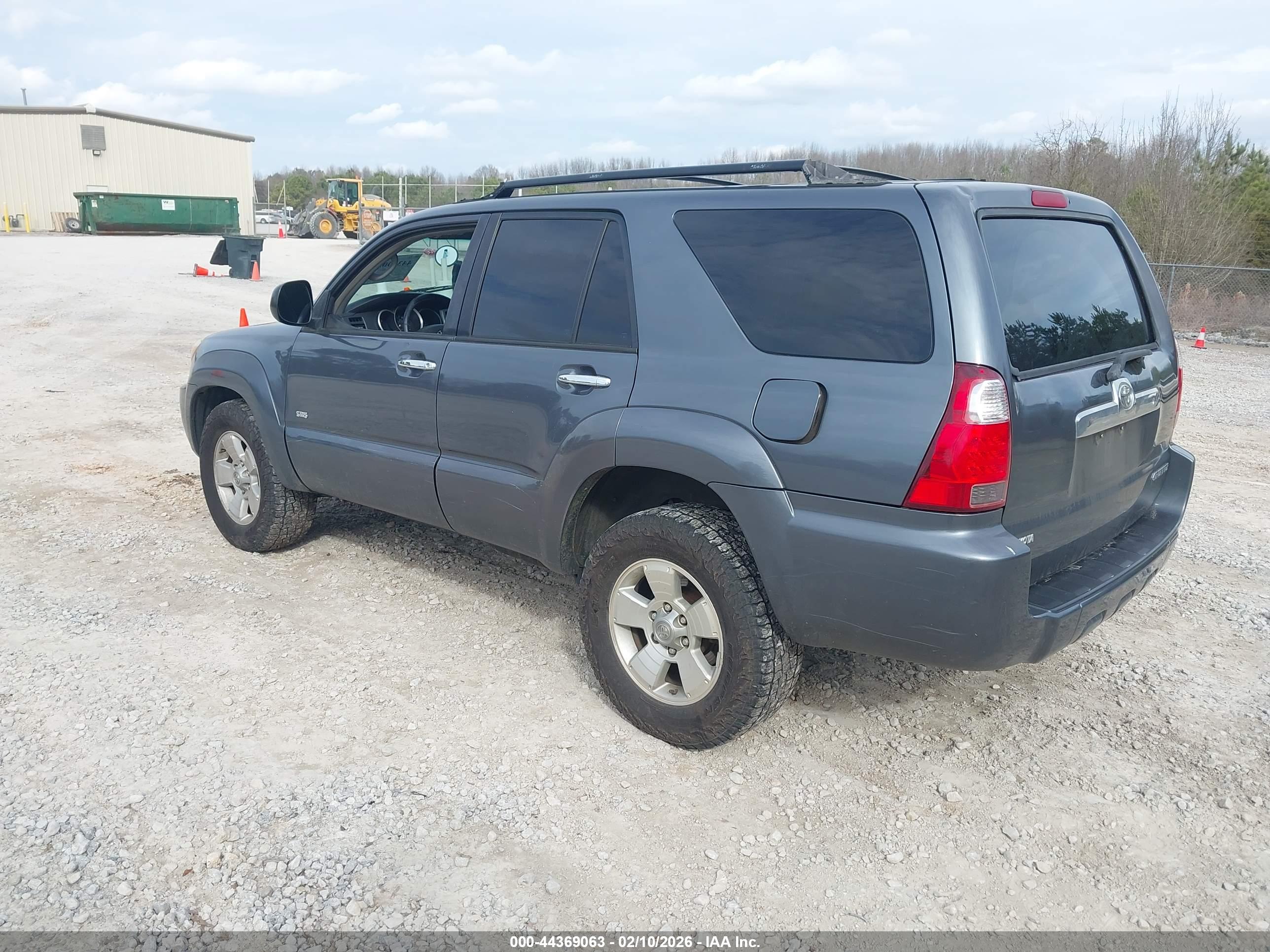 TOYOTA 4RUNNER image 3