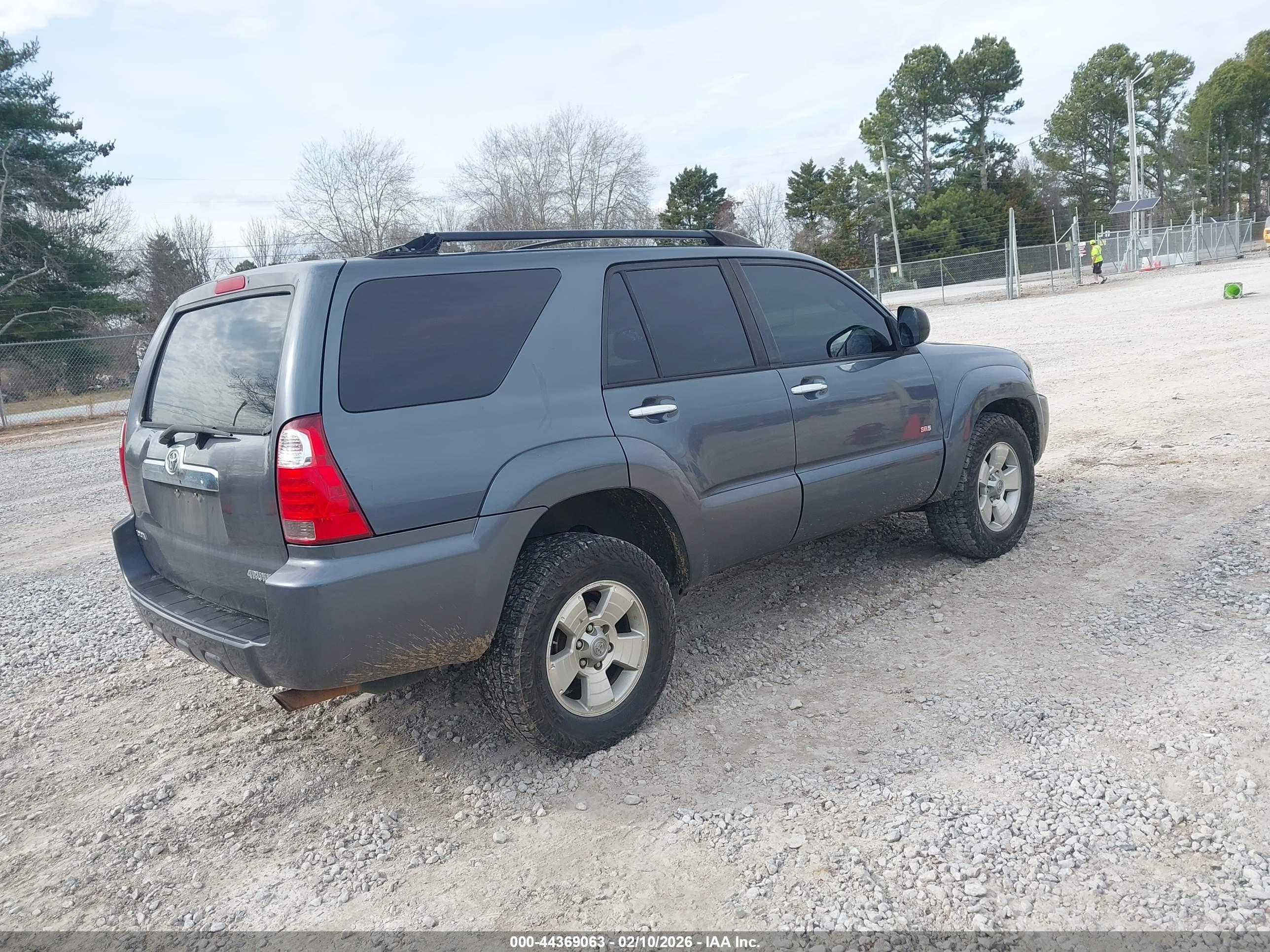 TOYOTA 4RUNNER image 4