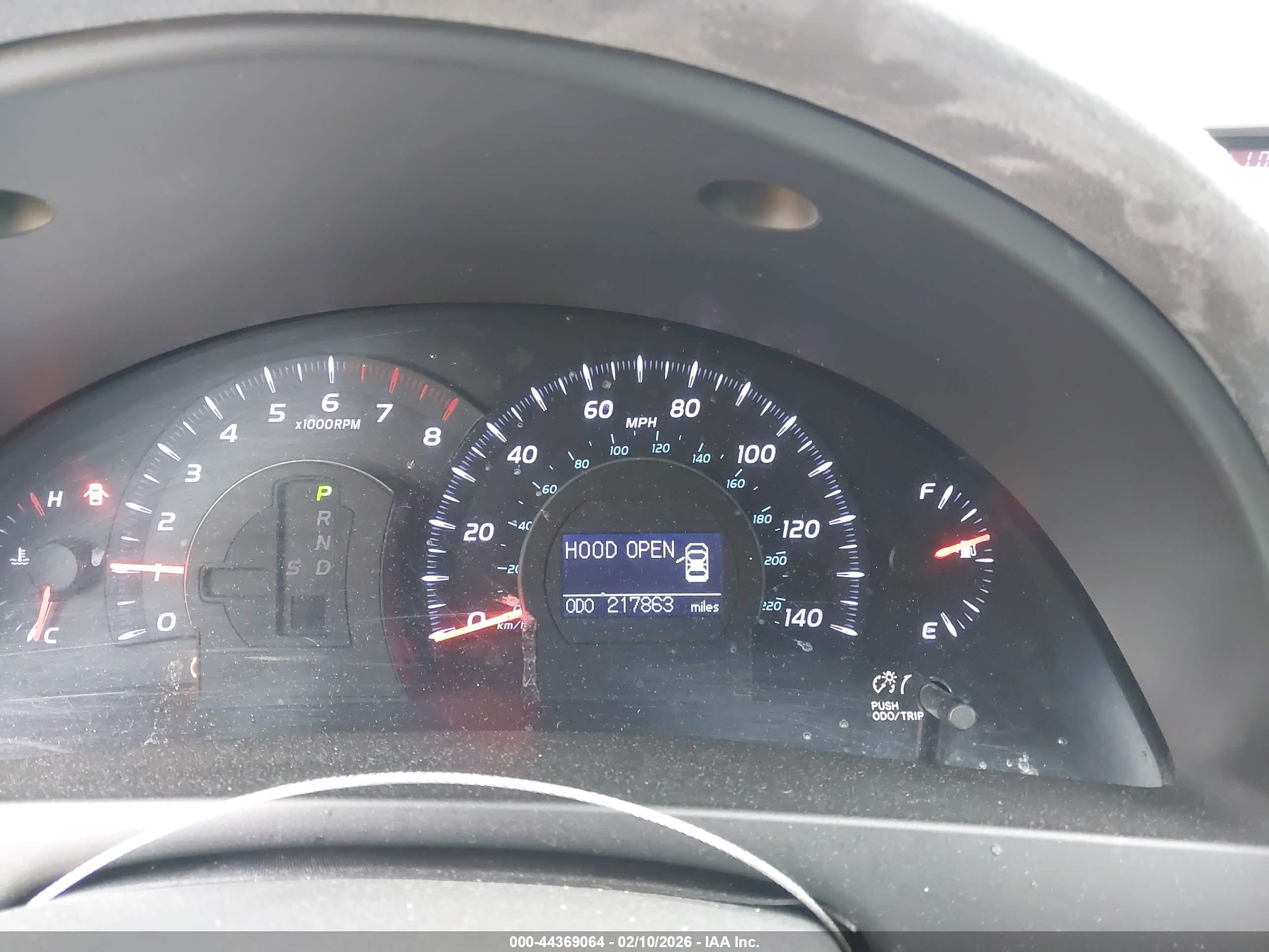 TOYOTA CAMRY image 7