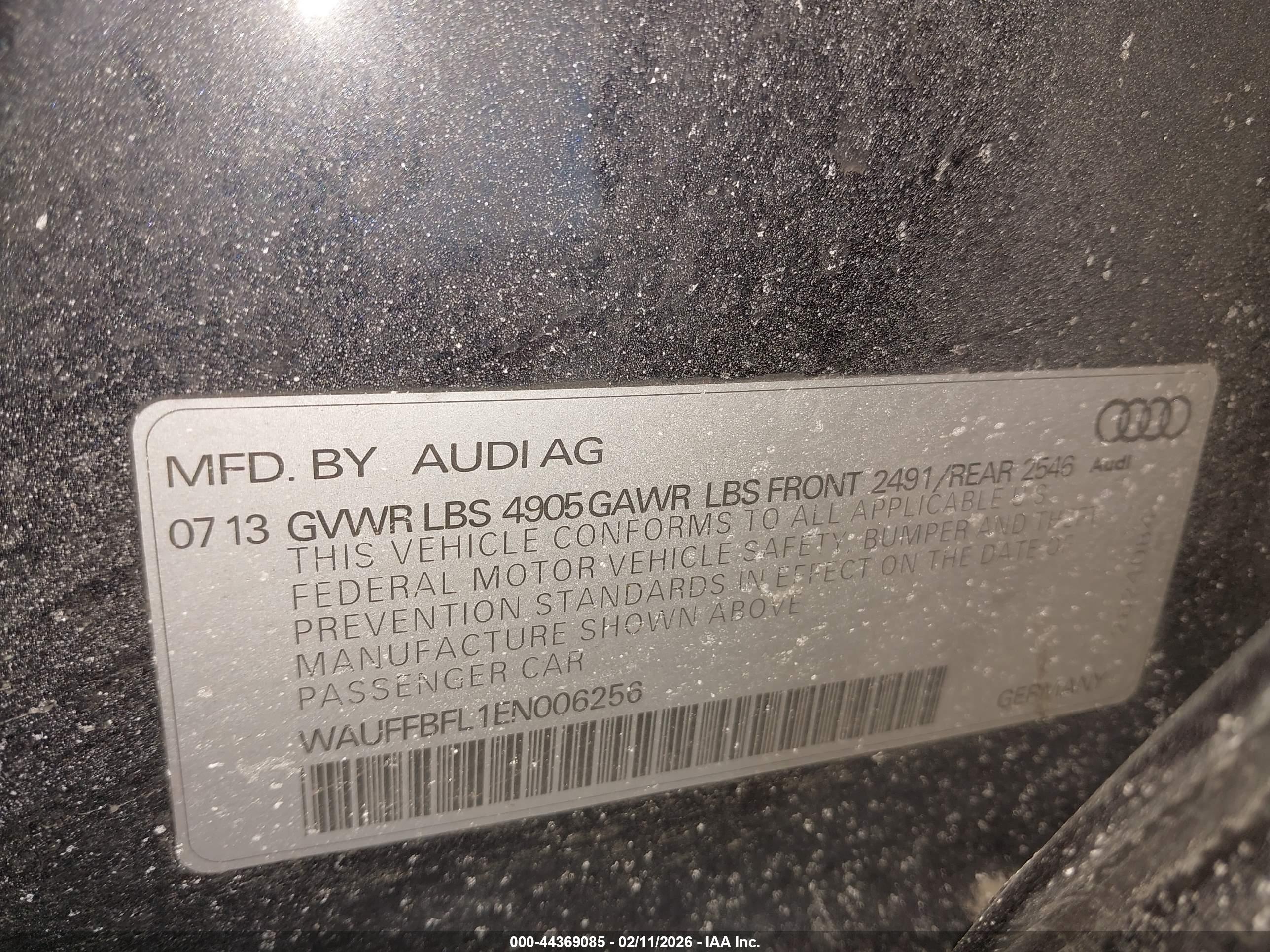 AUDI A4 image 9
