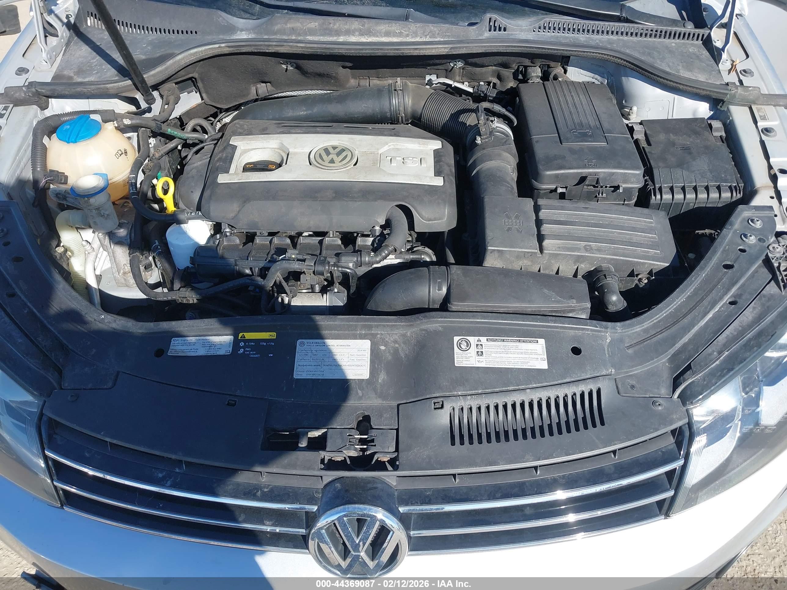 VOLKSWAGEN EOS image 10
