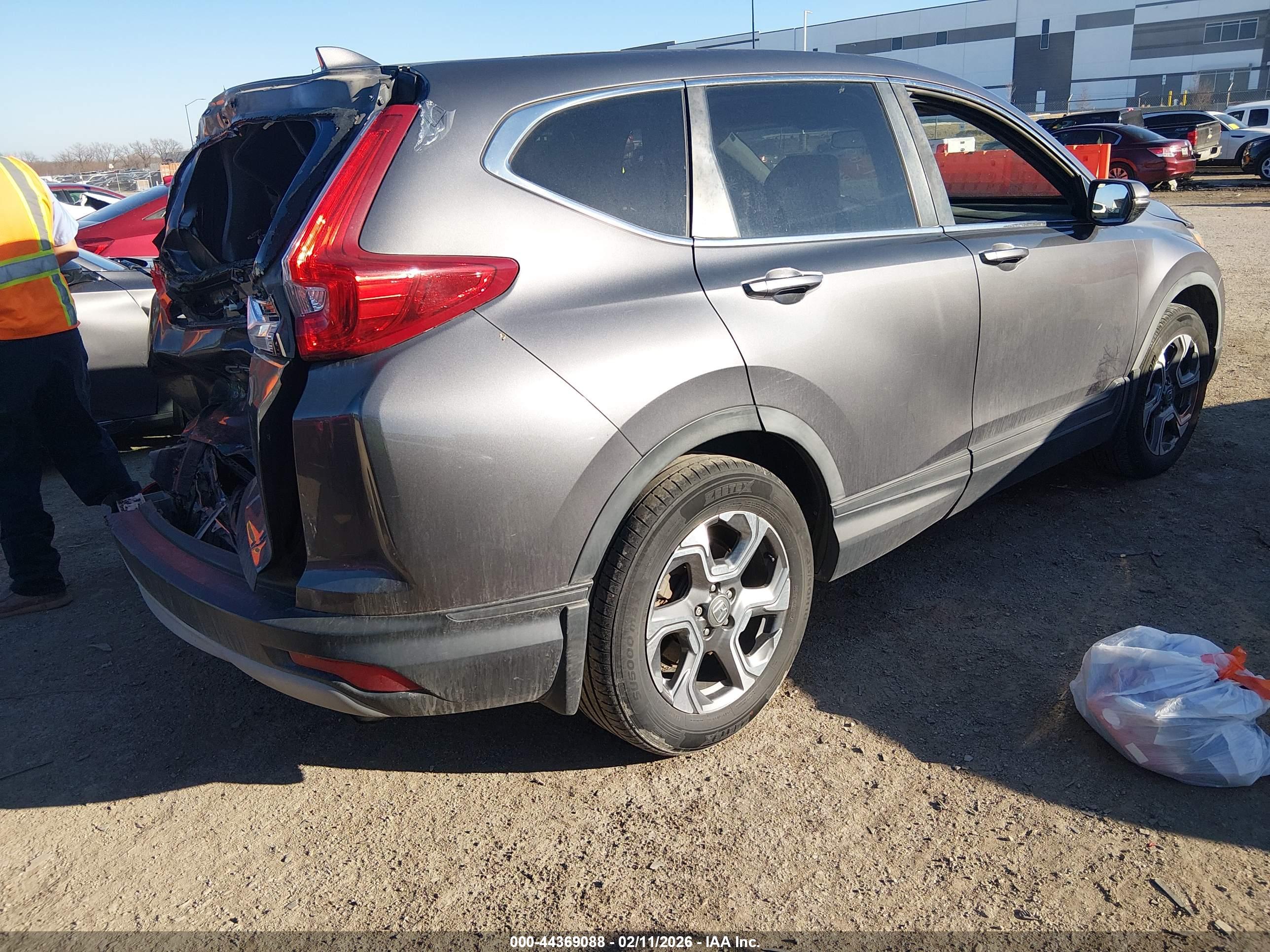 HONDA CR-V image 4