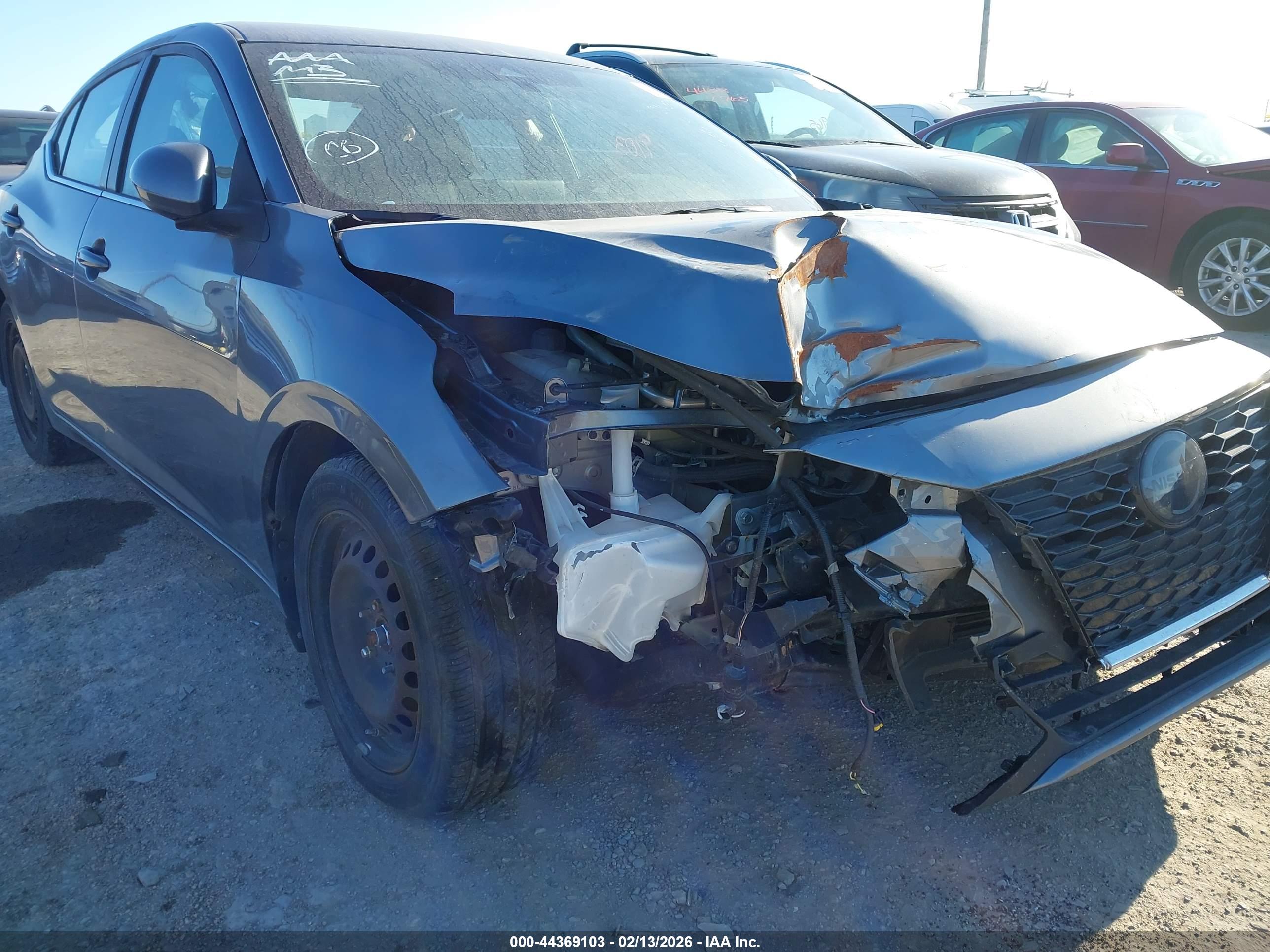 NISSAN SENTRA image 6