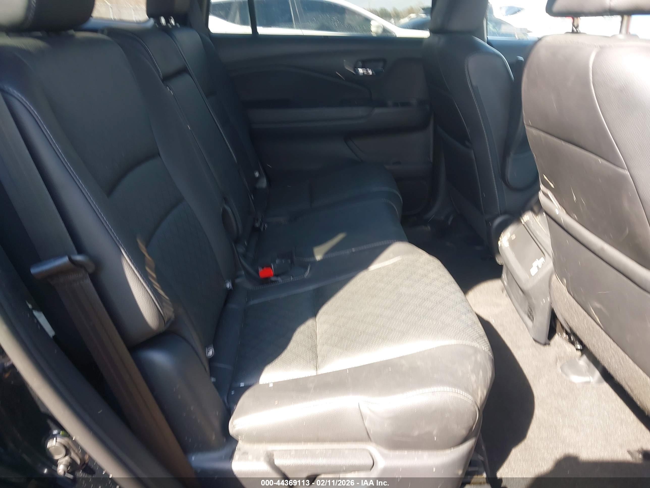 HONDA PASSPORT image 8