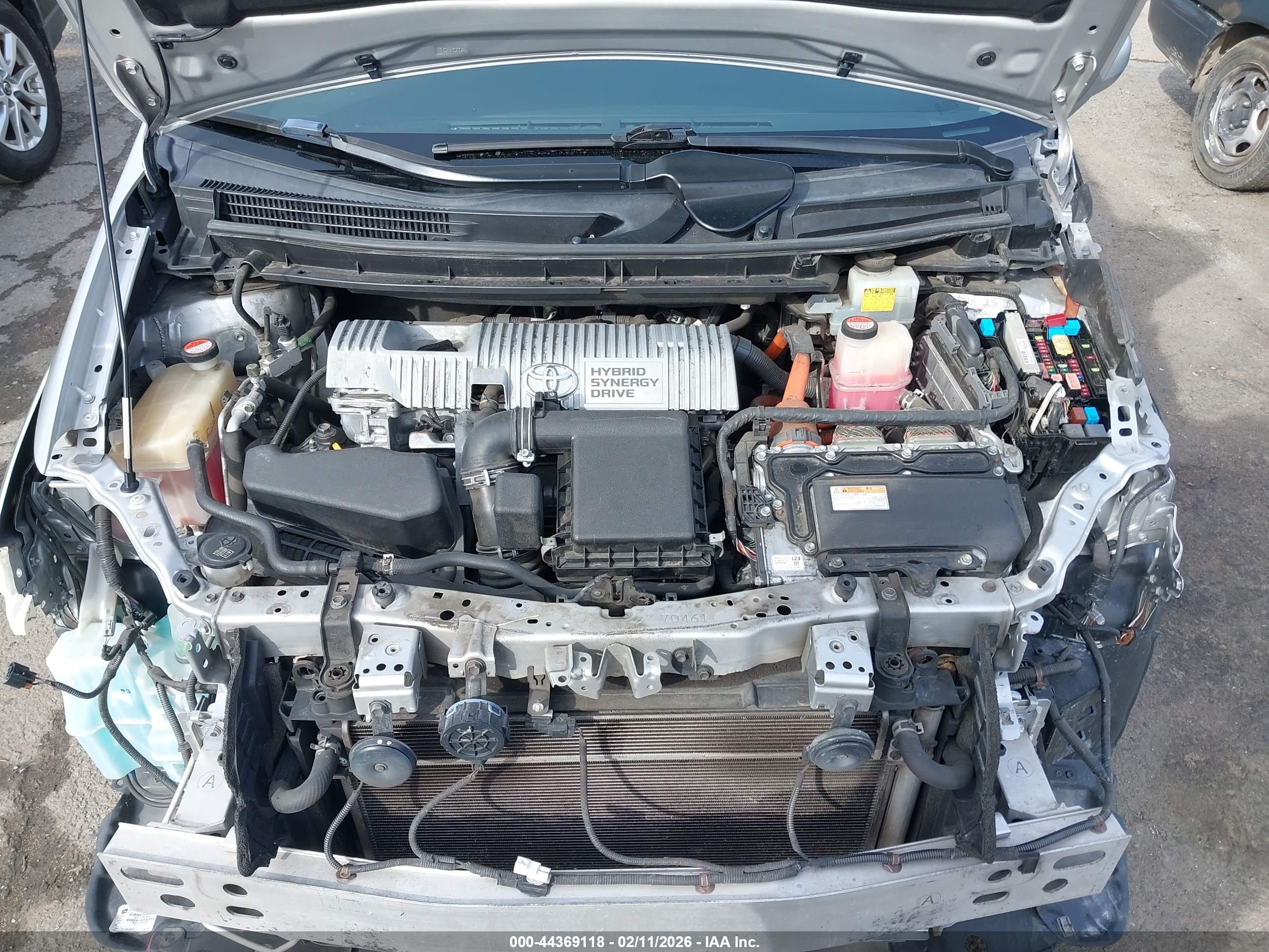TOYOTA PRIUS image 10