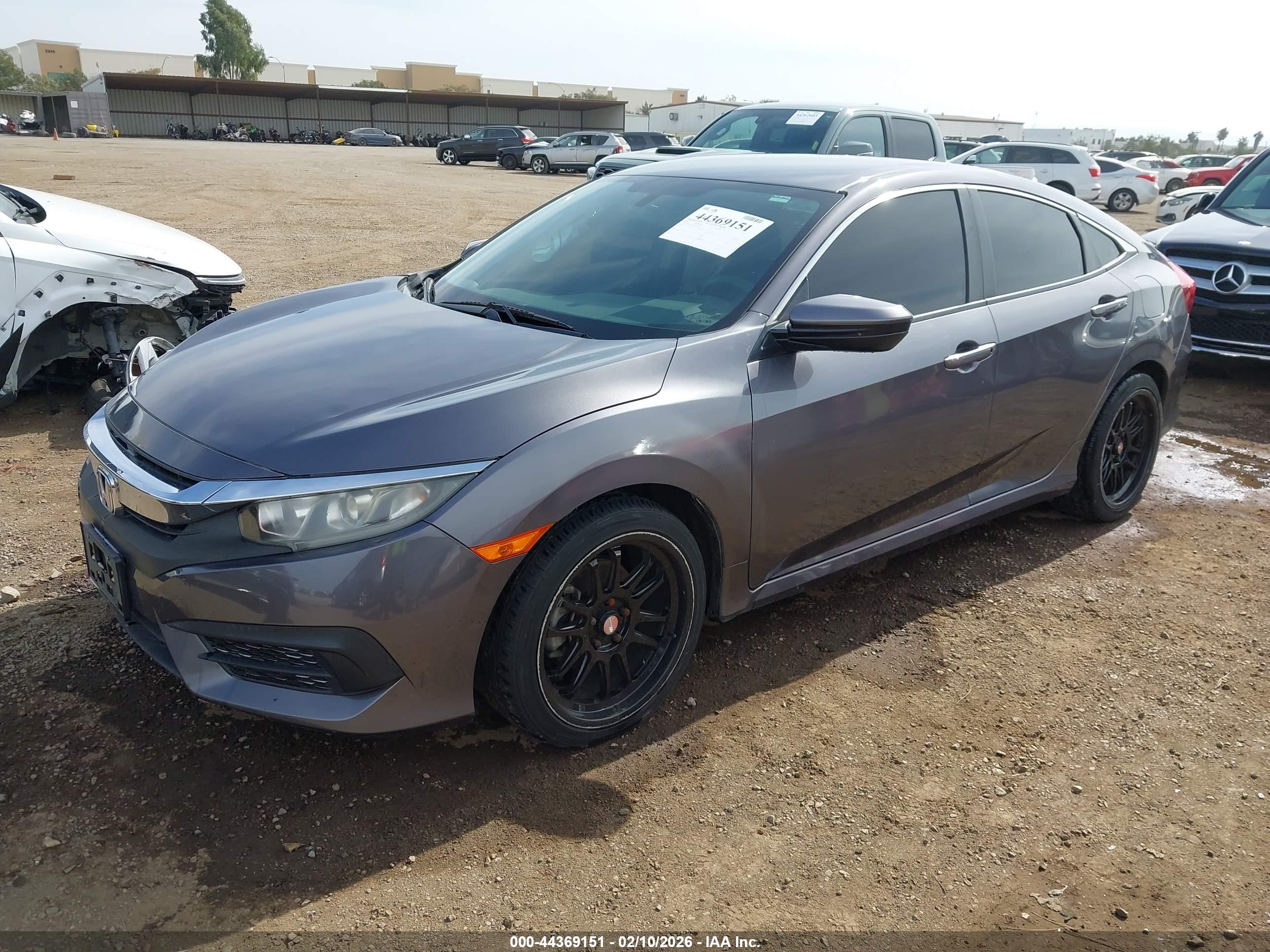 HONDA CIVIC image 2