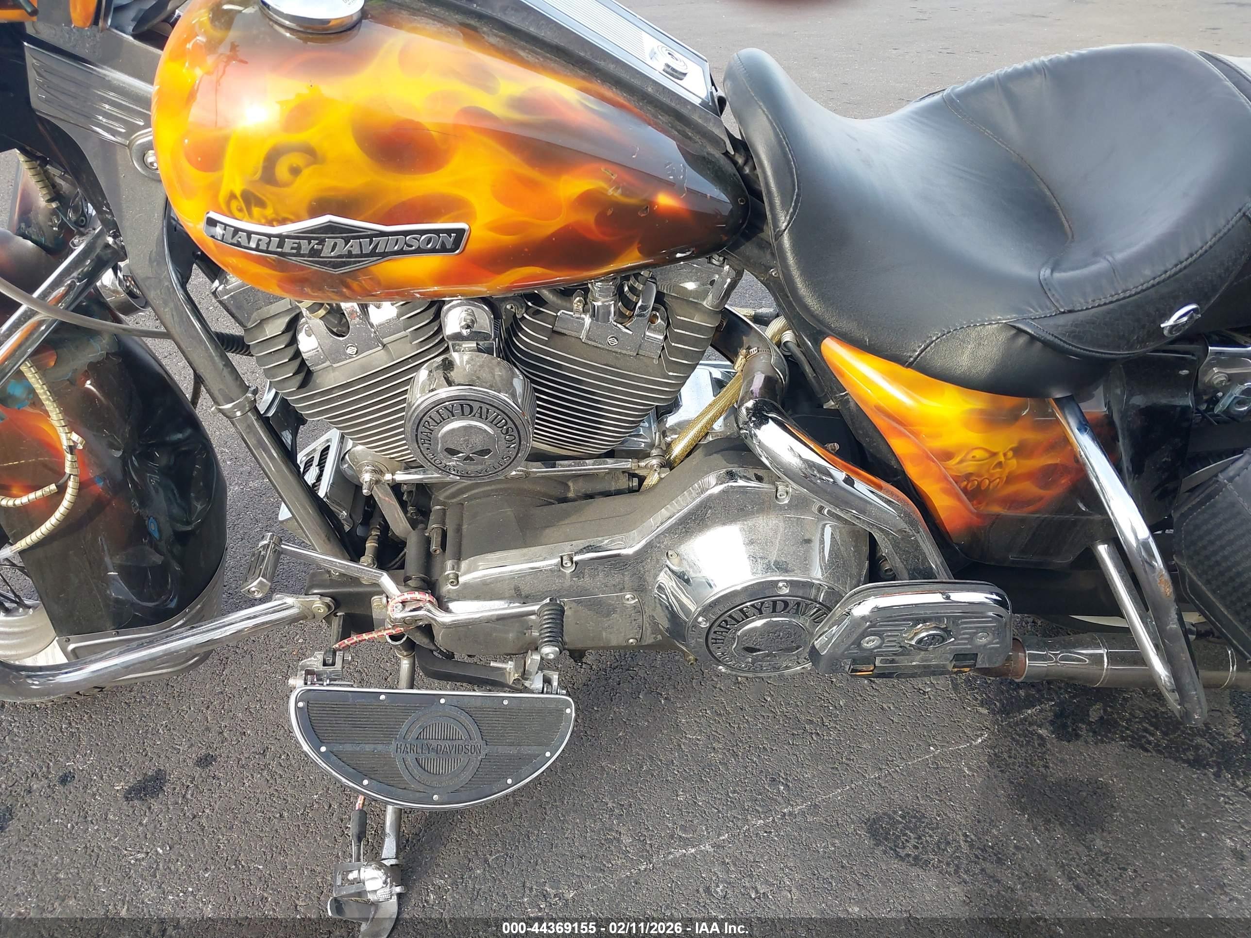 HARLEY-DAVIDSON FLHR image 9