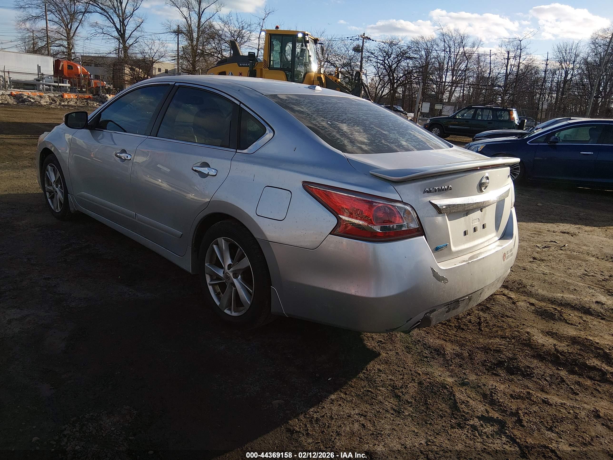NISSAN ALTIMA image 3