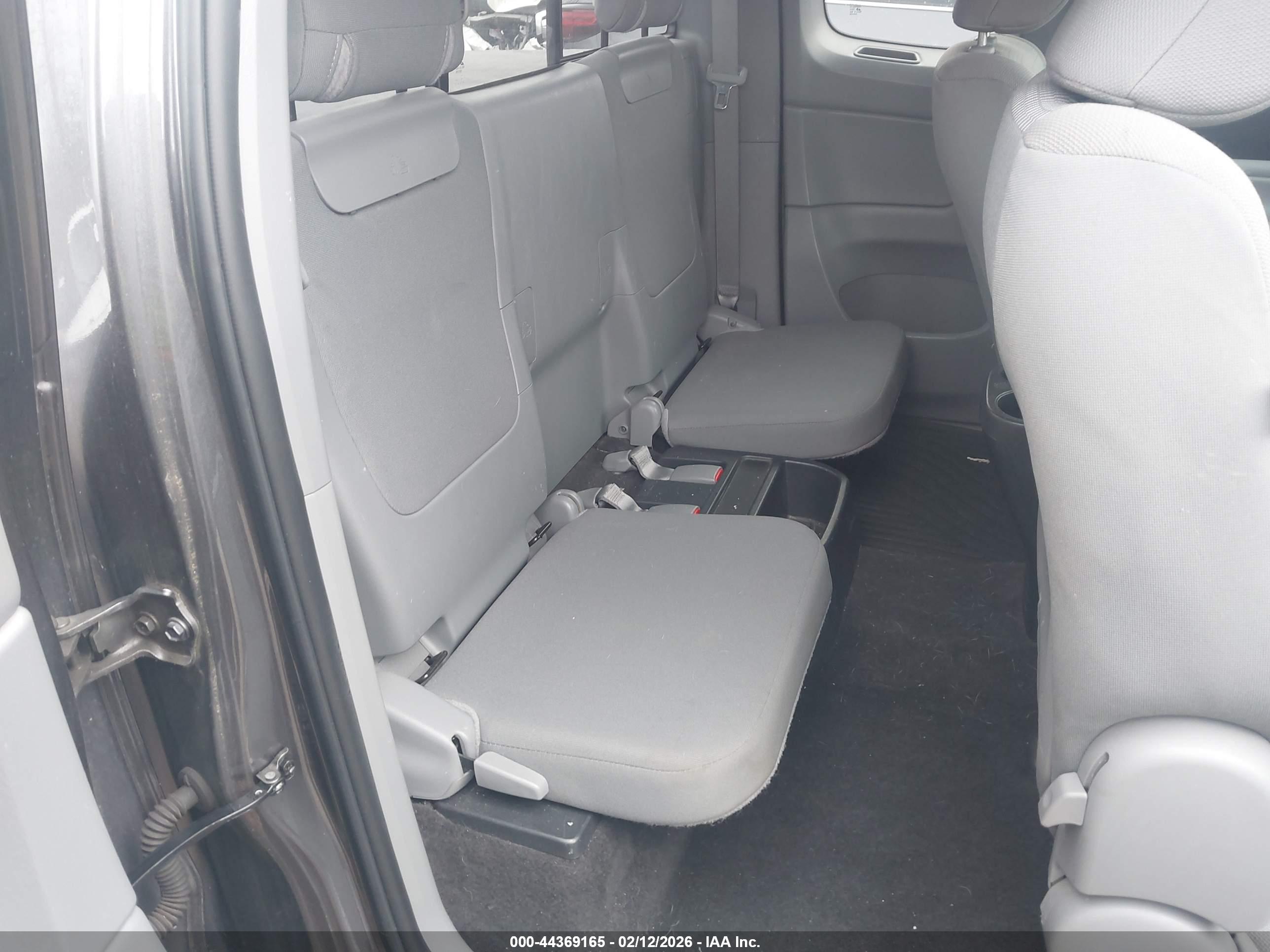 TOYOTA TACOMA image 8