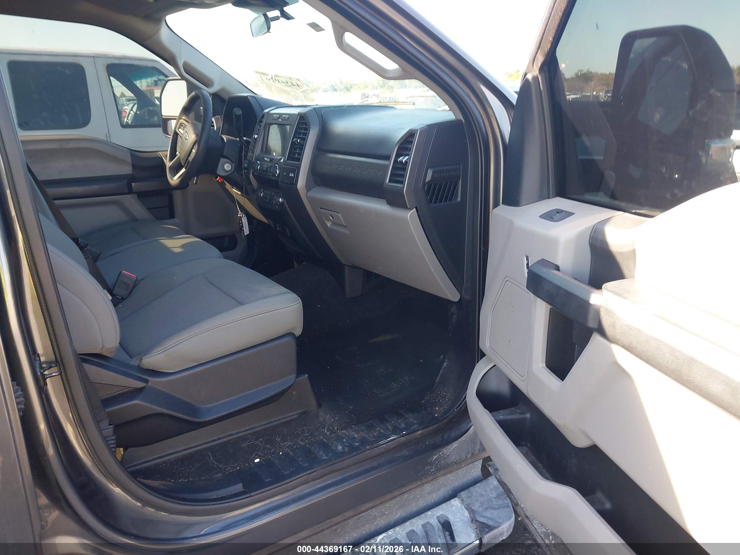 FORD F-250 image 5