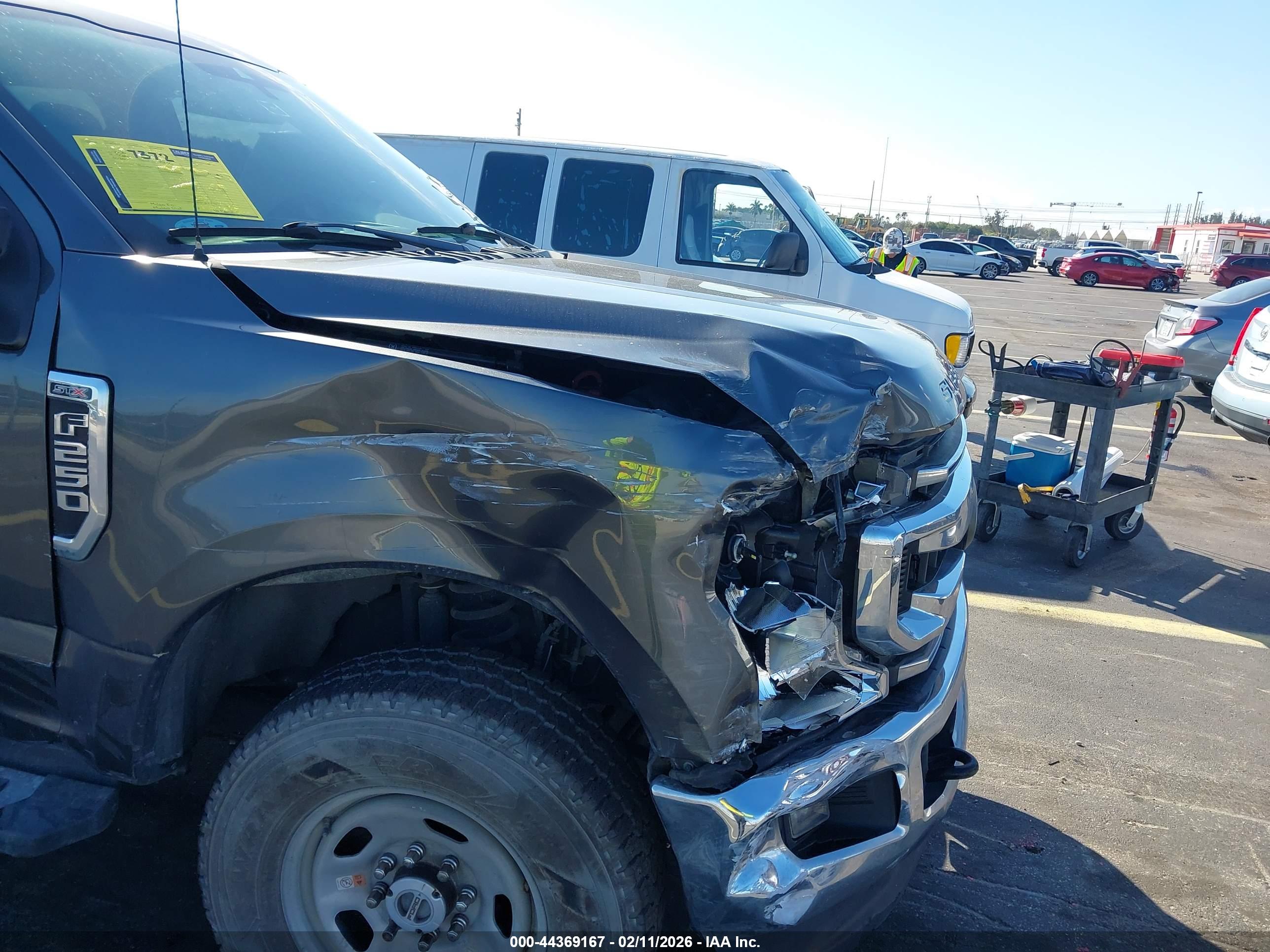 FORD F-250 image 6