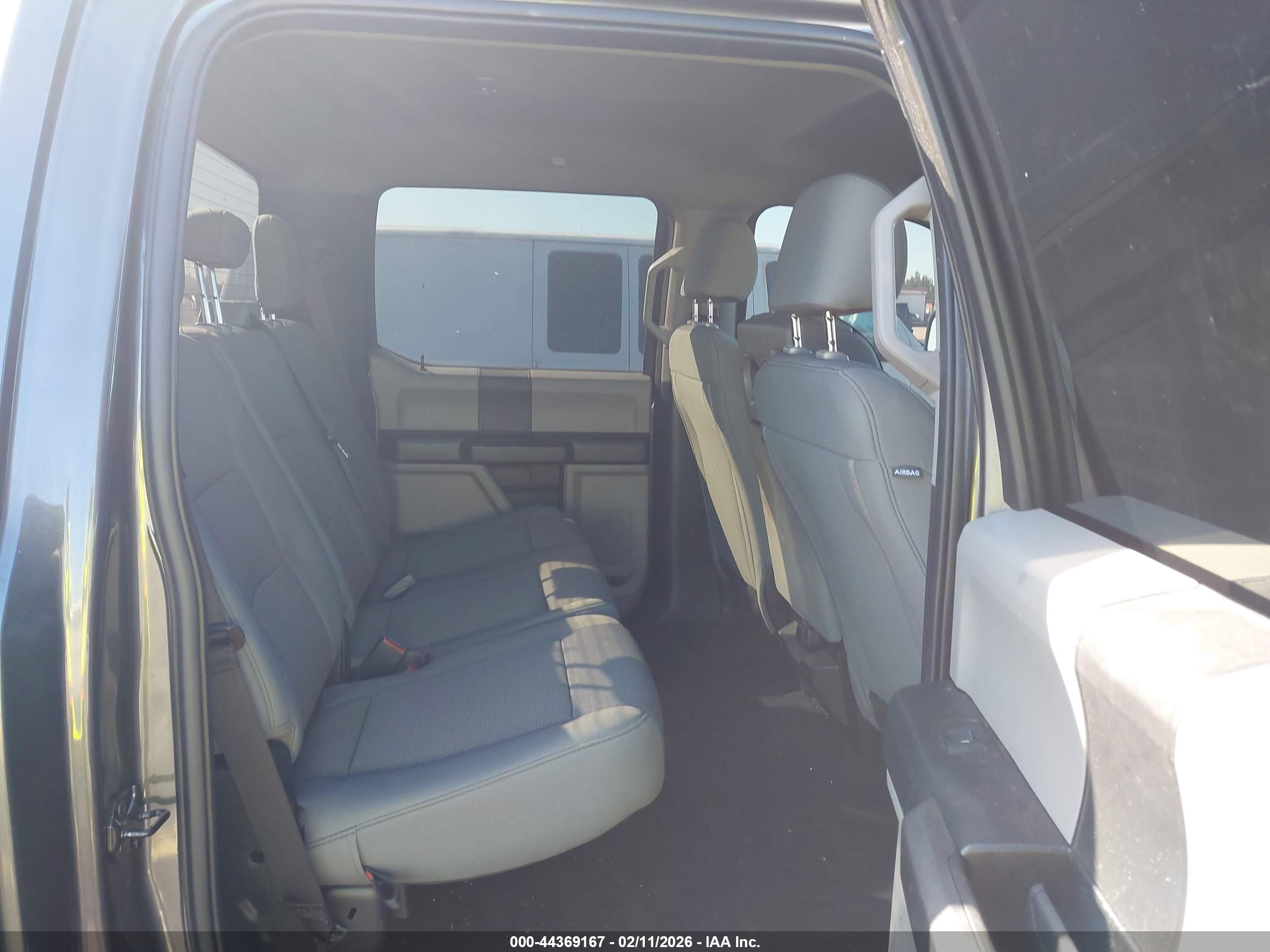 FORD F-250 image 8