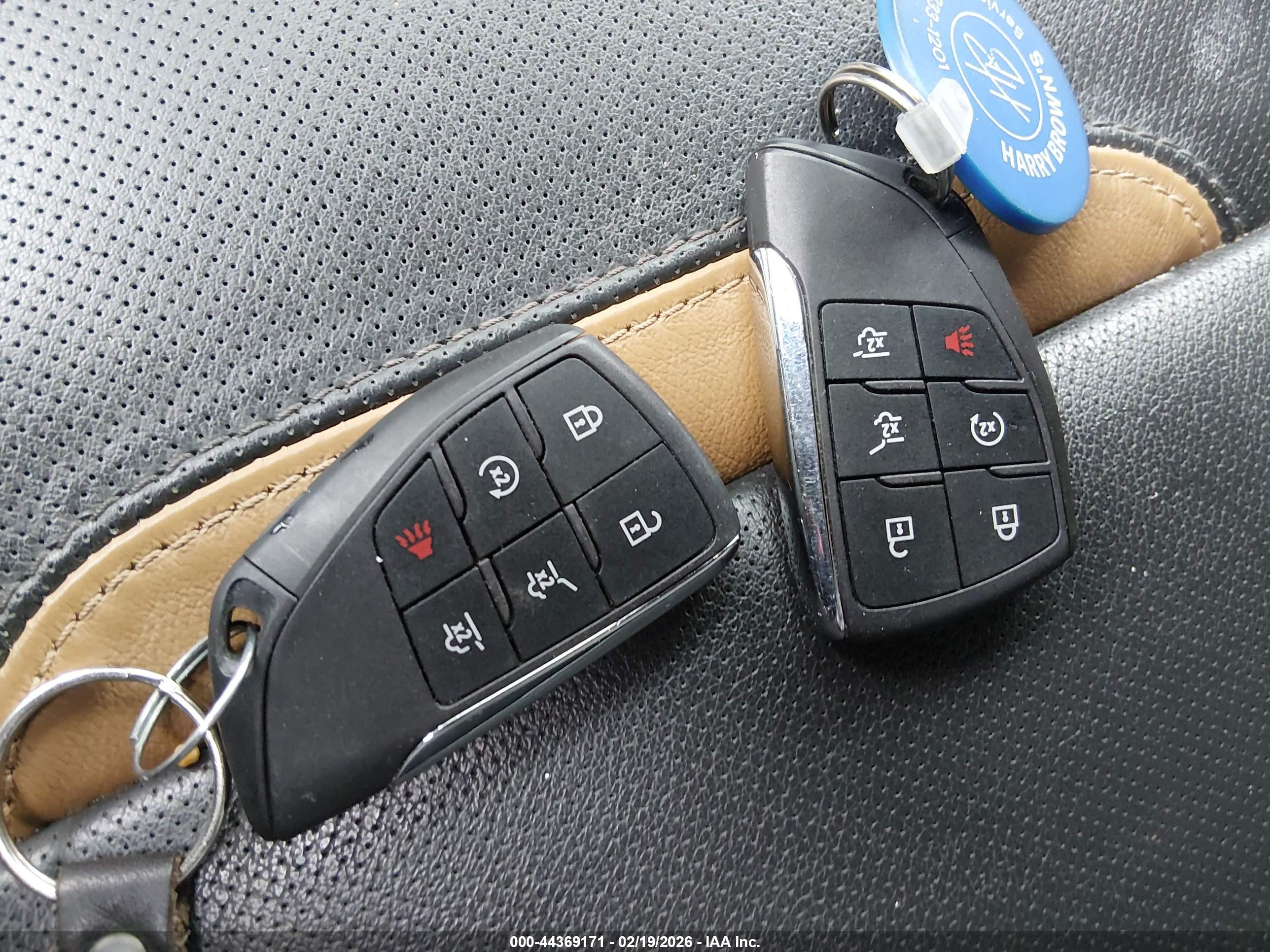 GMC YUKON image 11