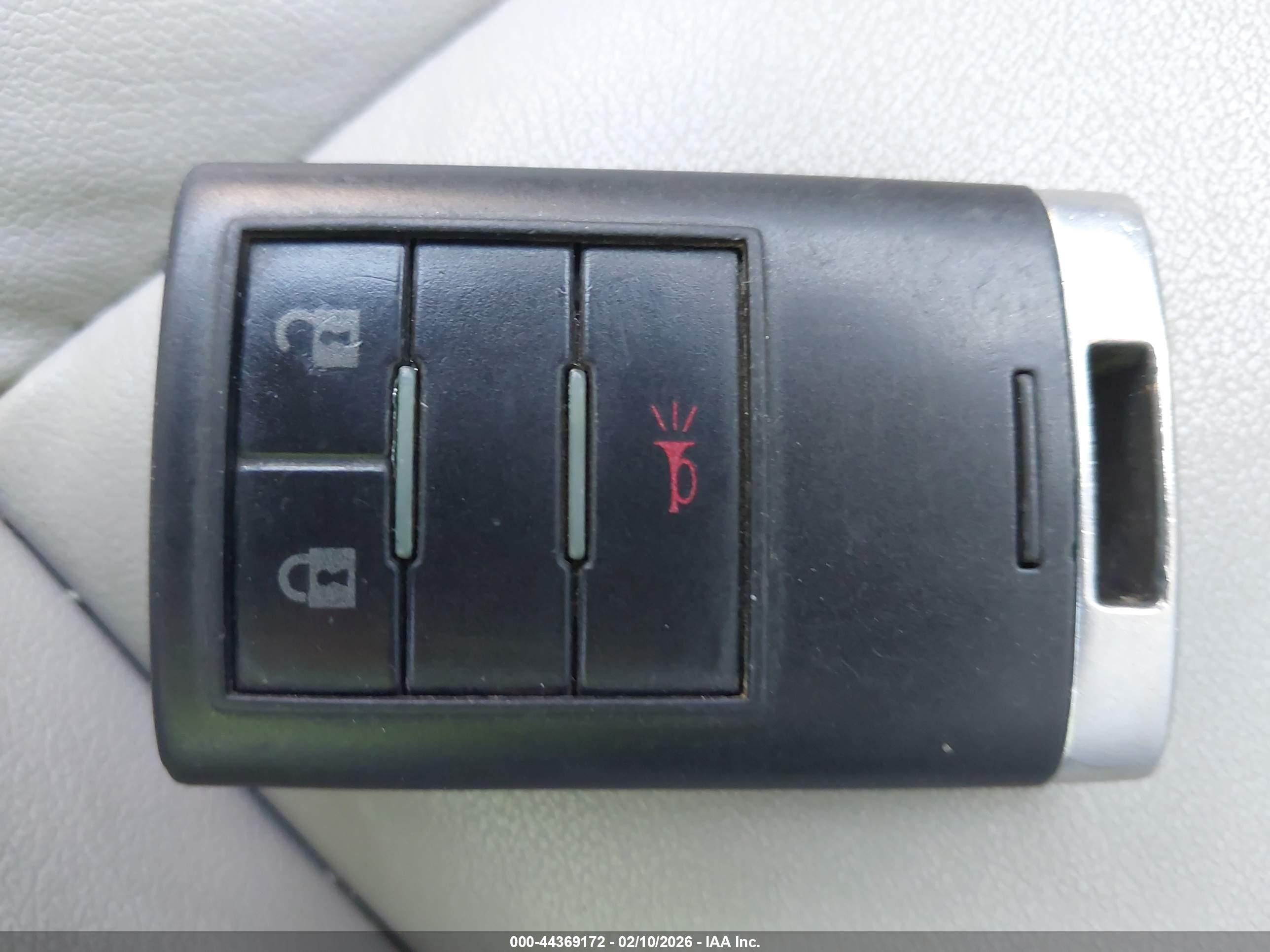 CADILLAC SRX image 11