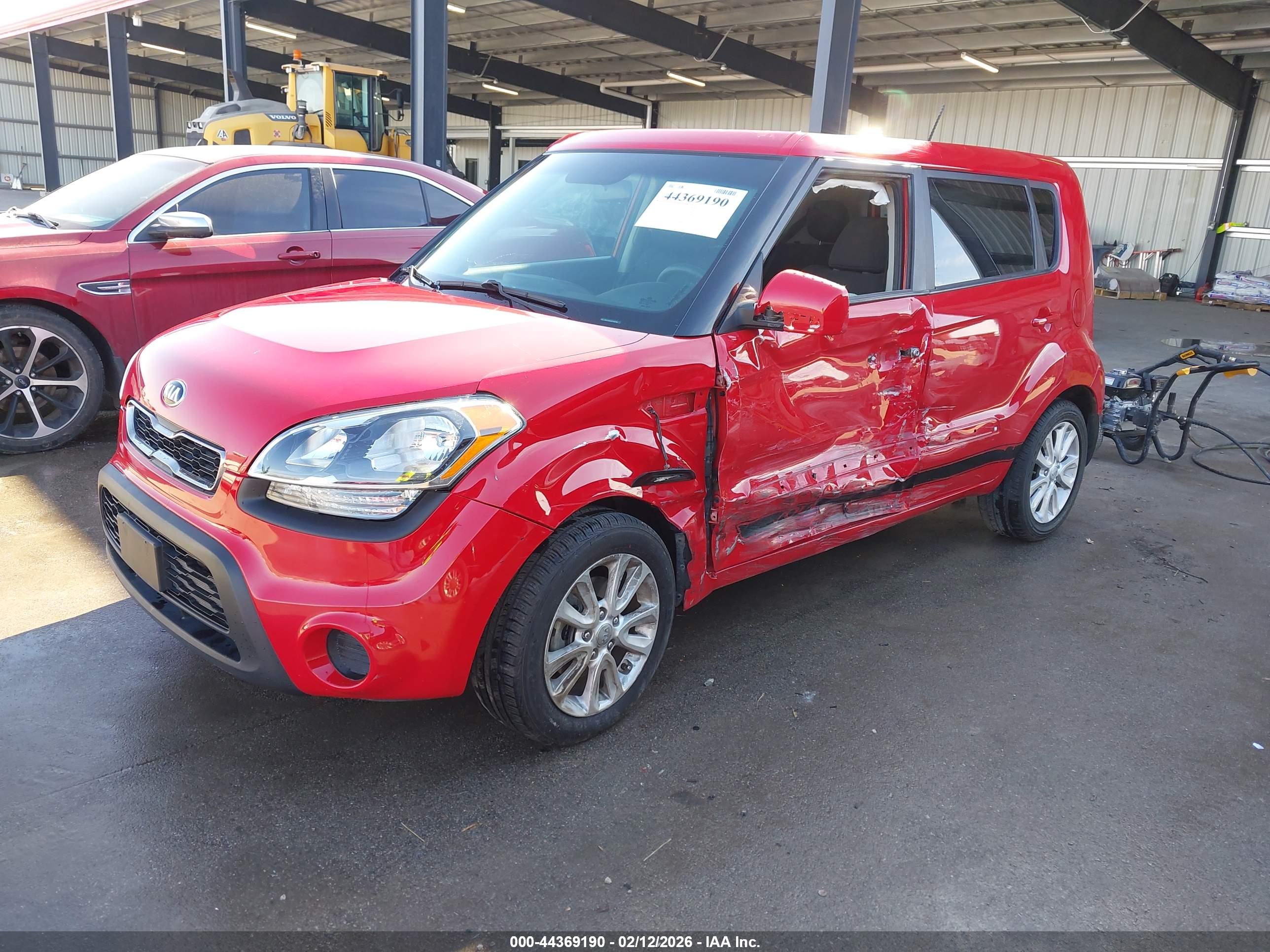 KIA SOUL image 2