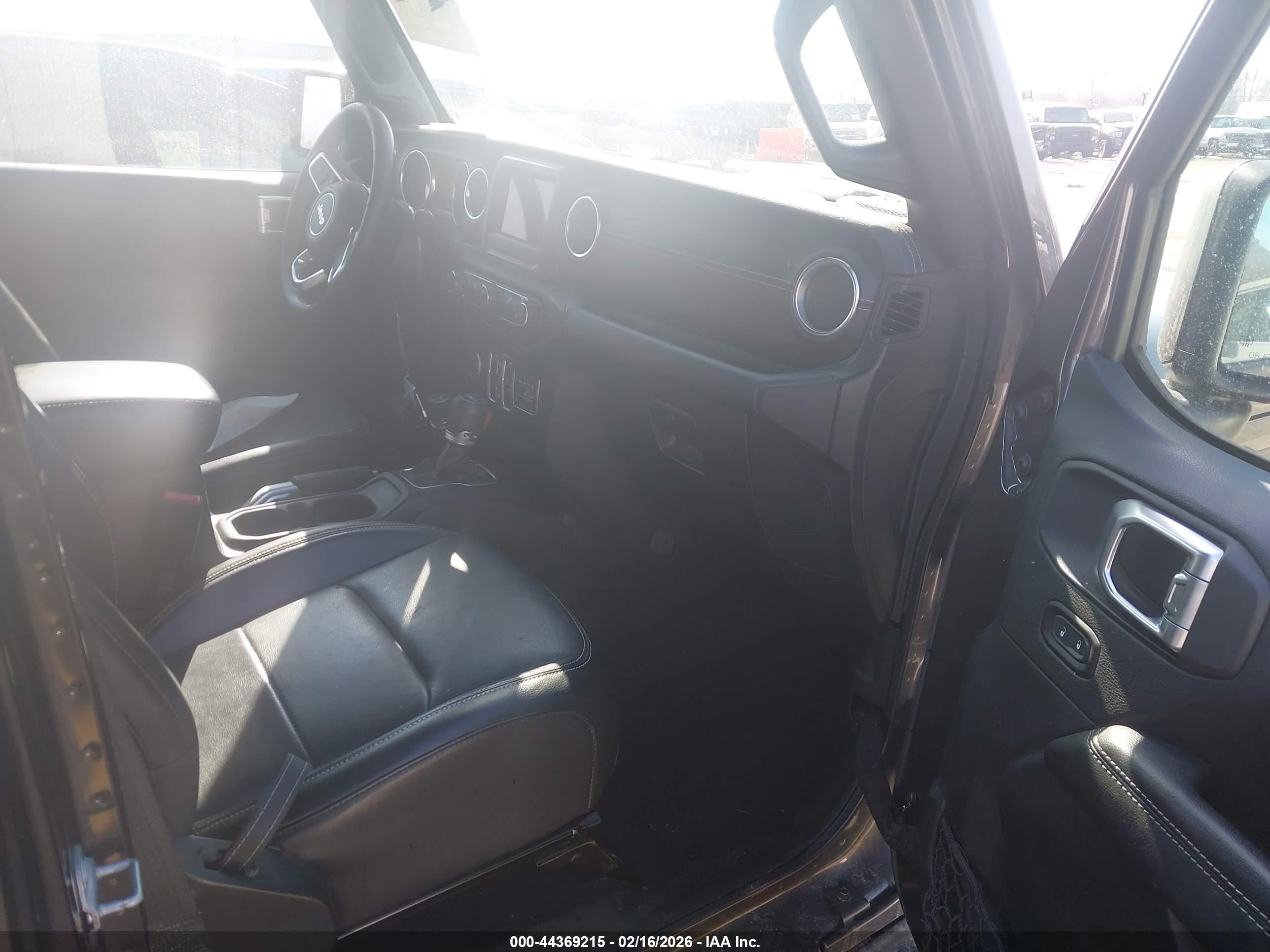 JEEP WRANGLER image 5