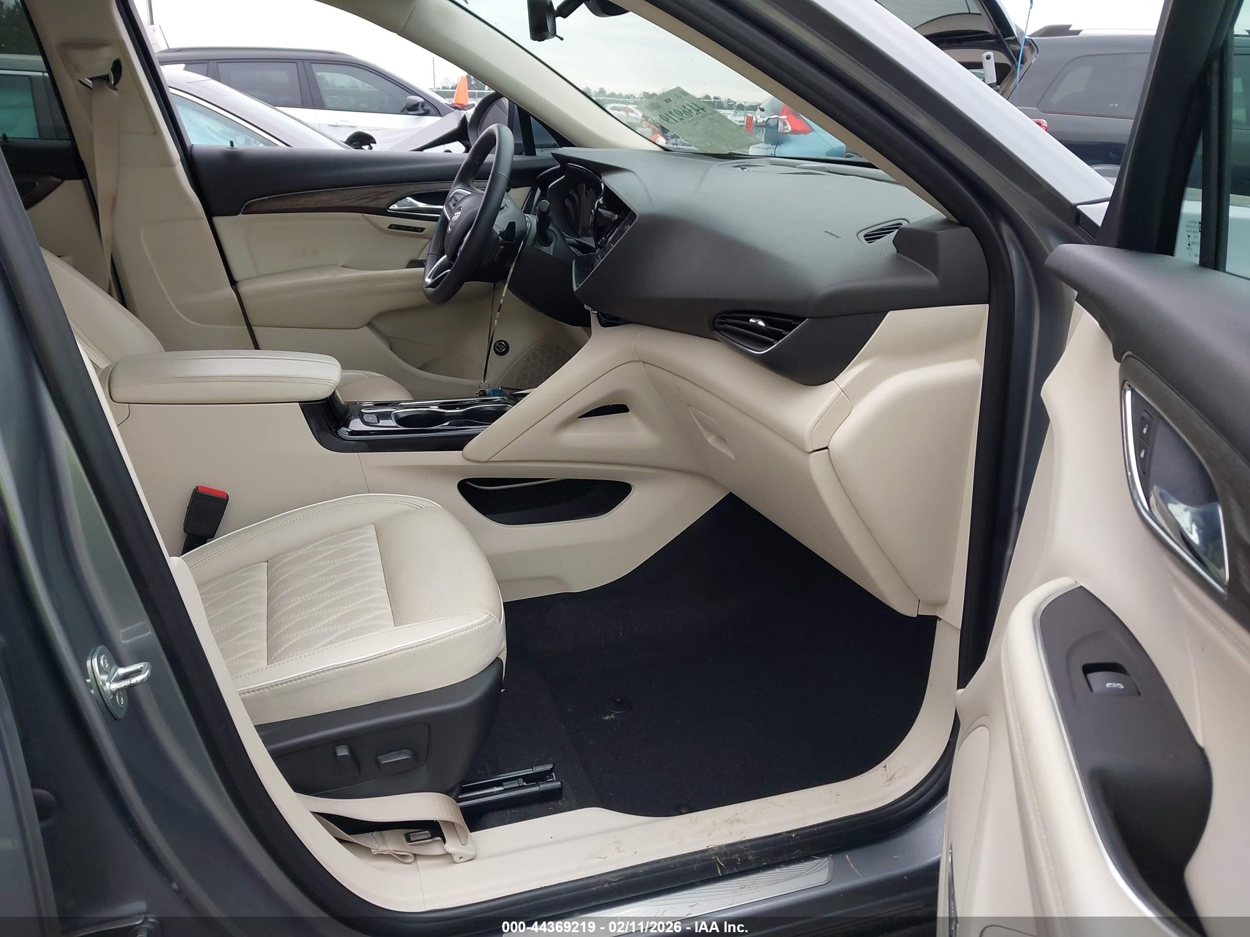 BUICK ENVISION image 5