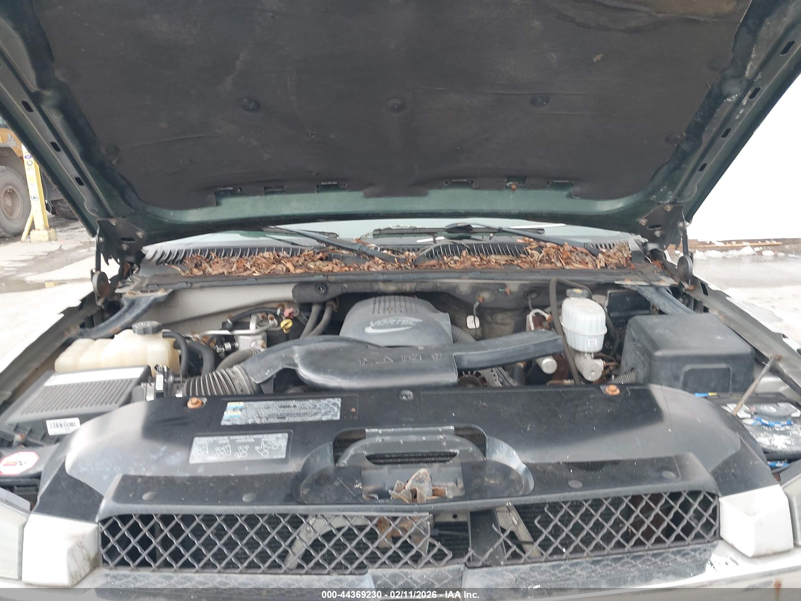 CHEVROLET AVALANCHE image 10