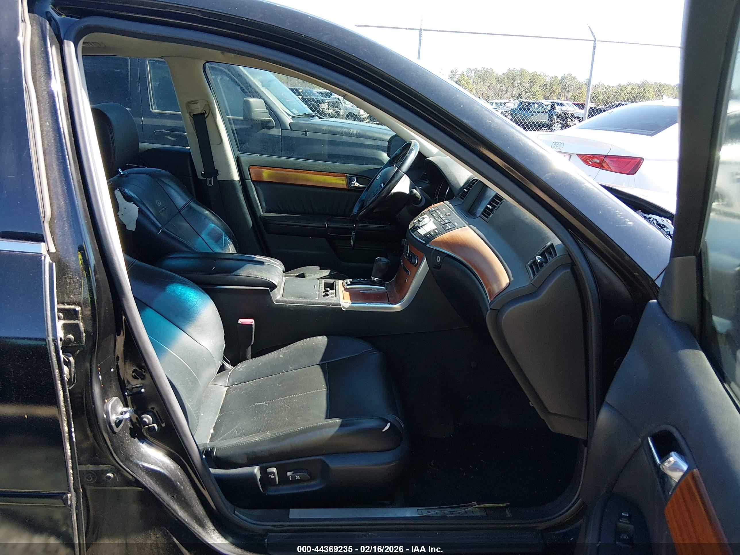 INFINITI M35 image 5