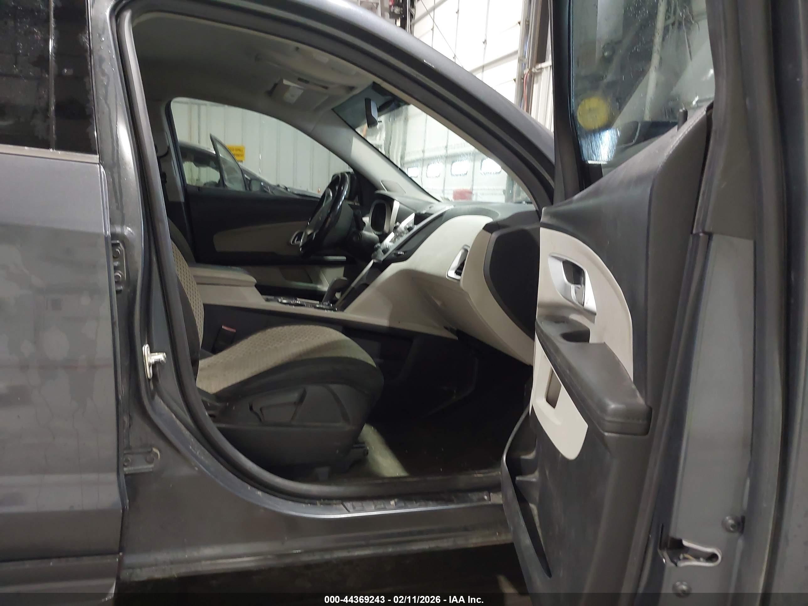 CHEVROLET EQUINOX image 5