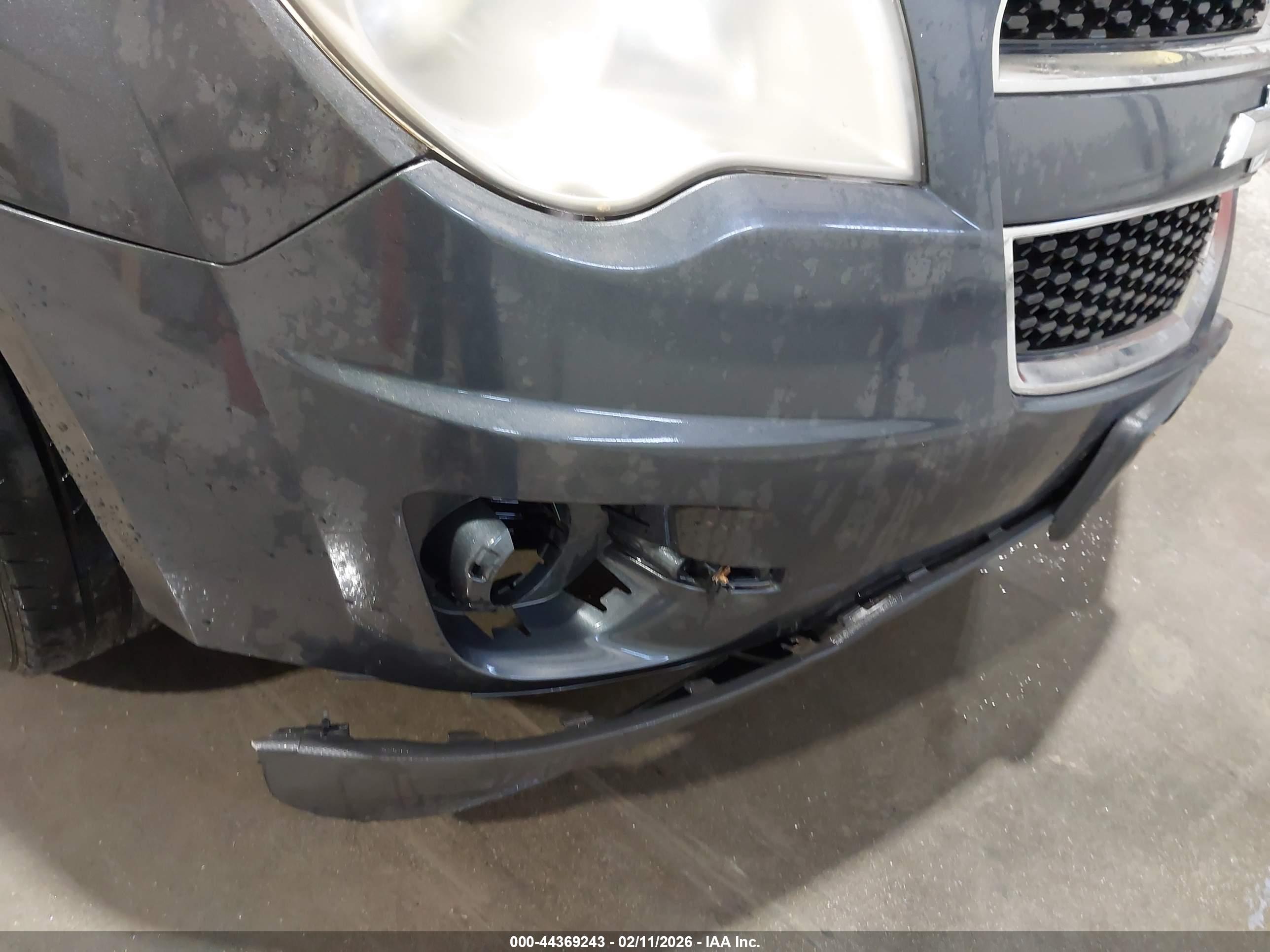 CHEVROLET EQUINOX image 6