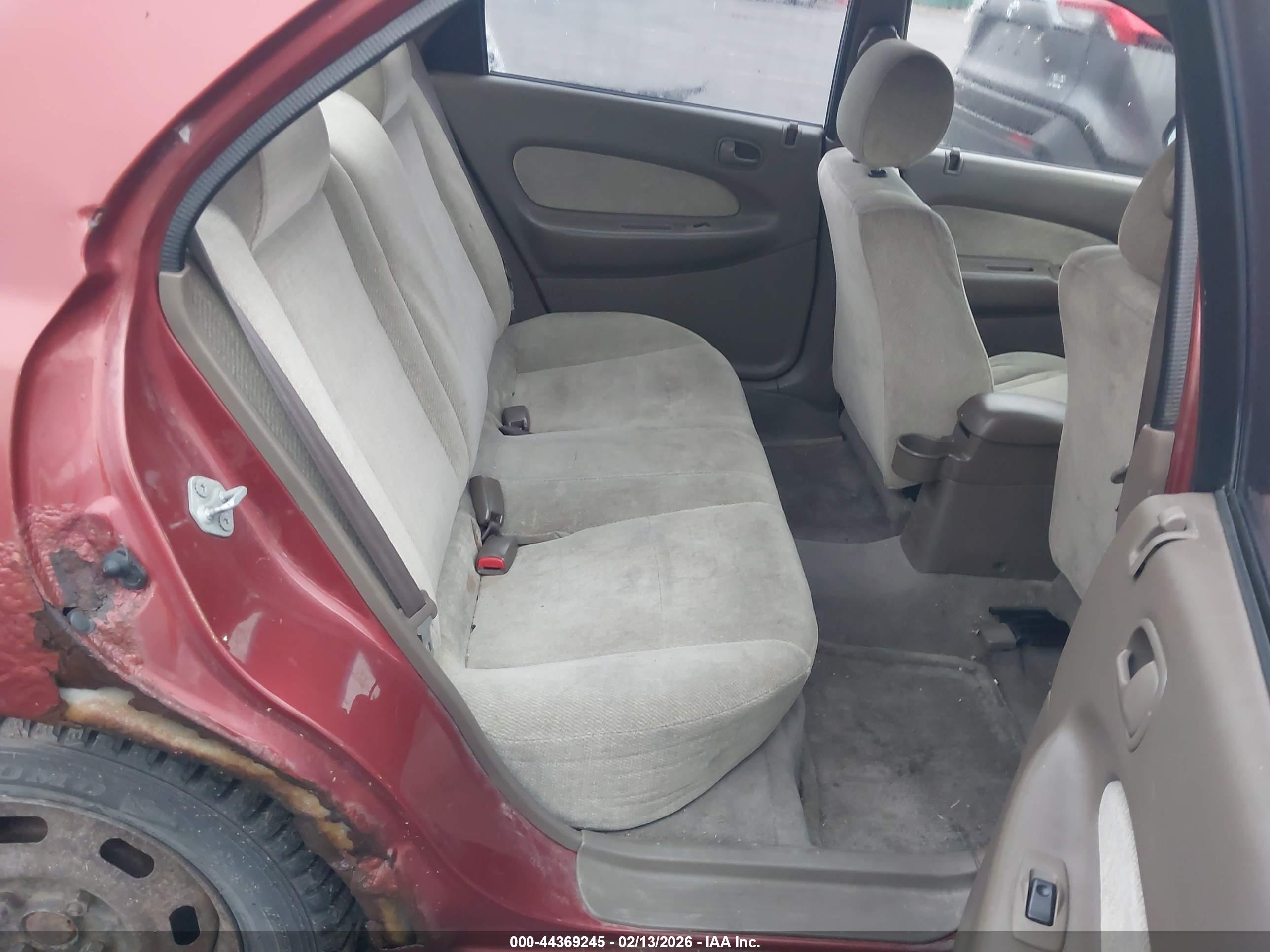 MAZDA PROTEGE image 8
