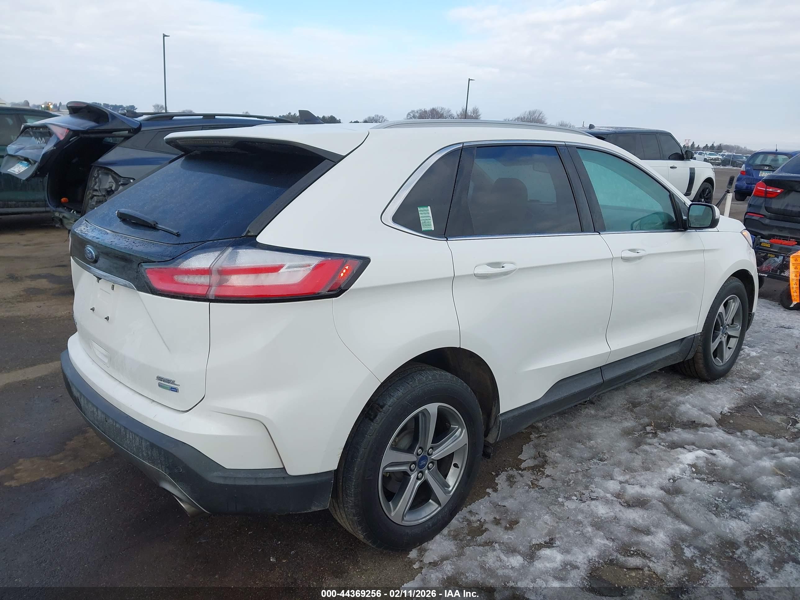 FORD EDGE image 4