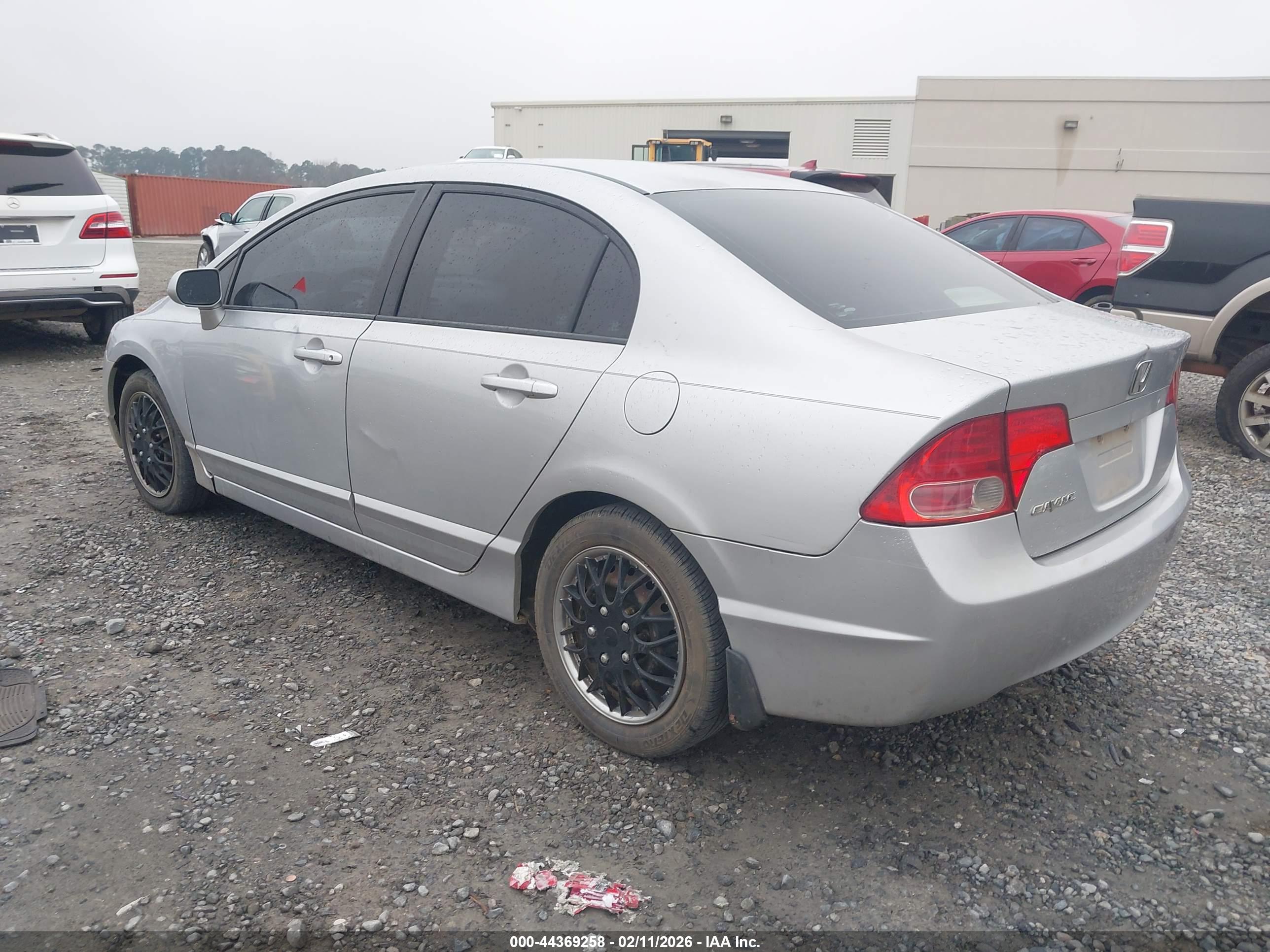 HONDA CIVIC image 3