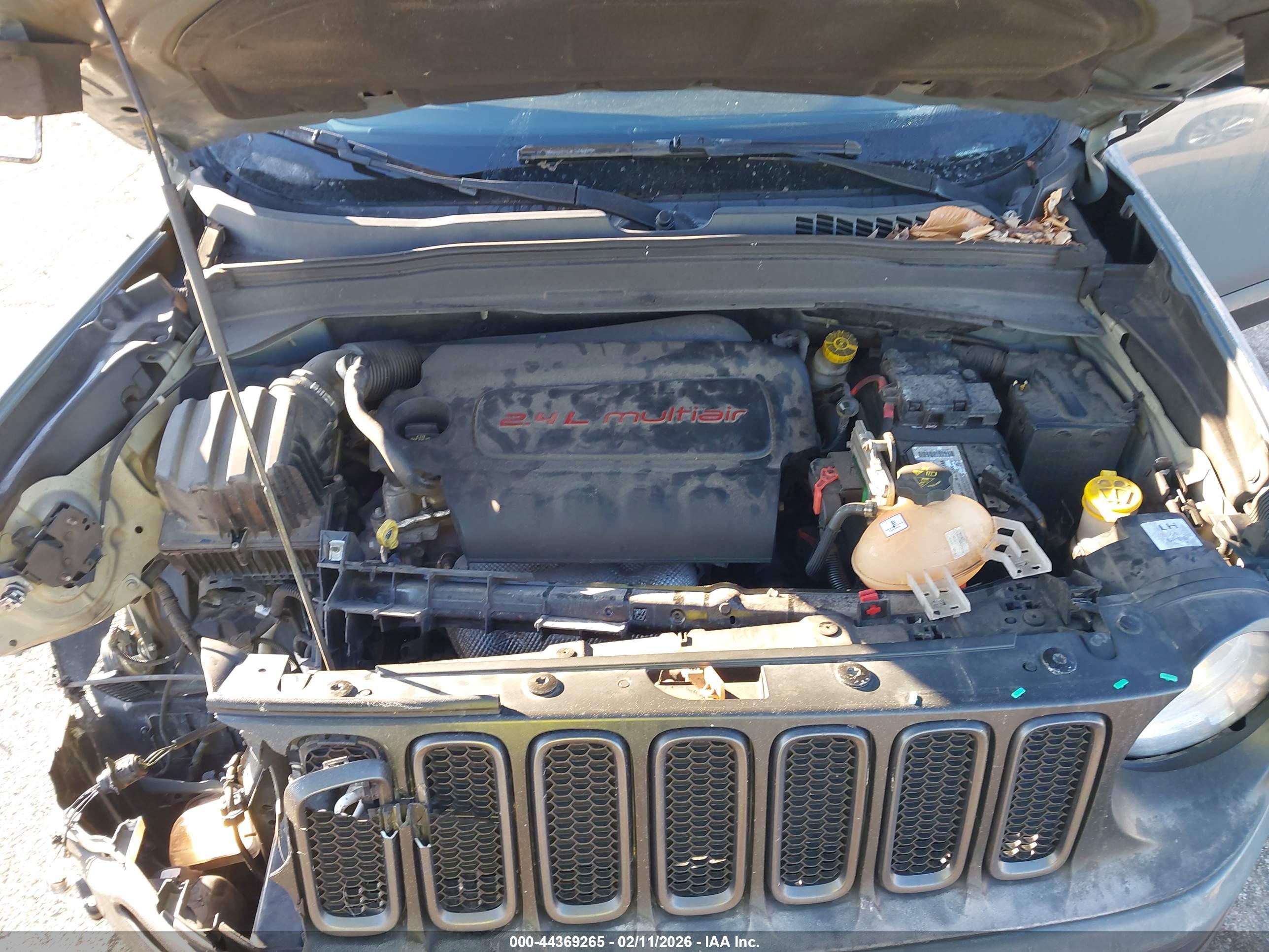 JEEP RENEGADE image 10